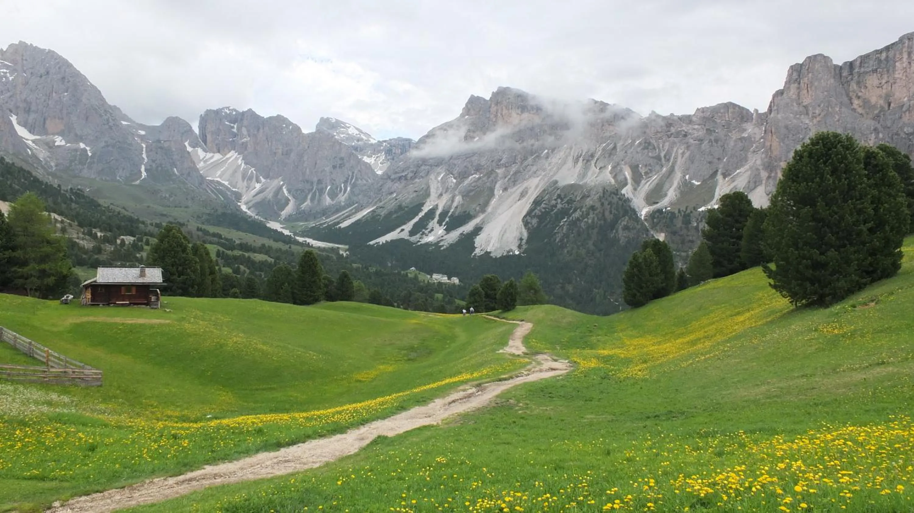 Natural landscape in Garni Le Chalet