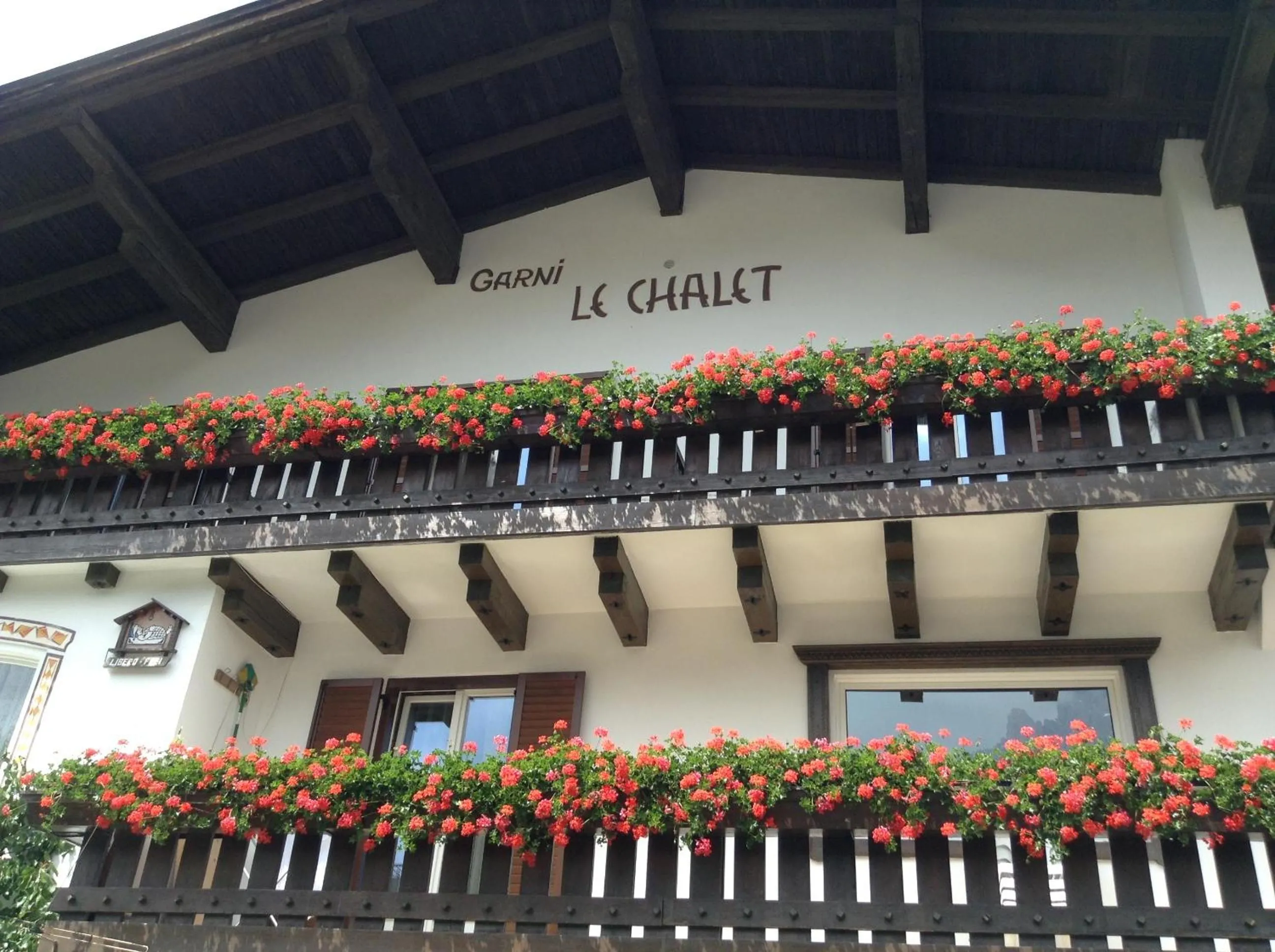 Property building in Garni Le Chalet