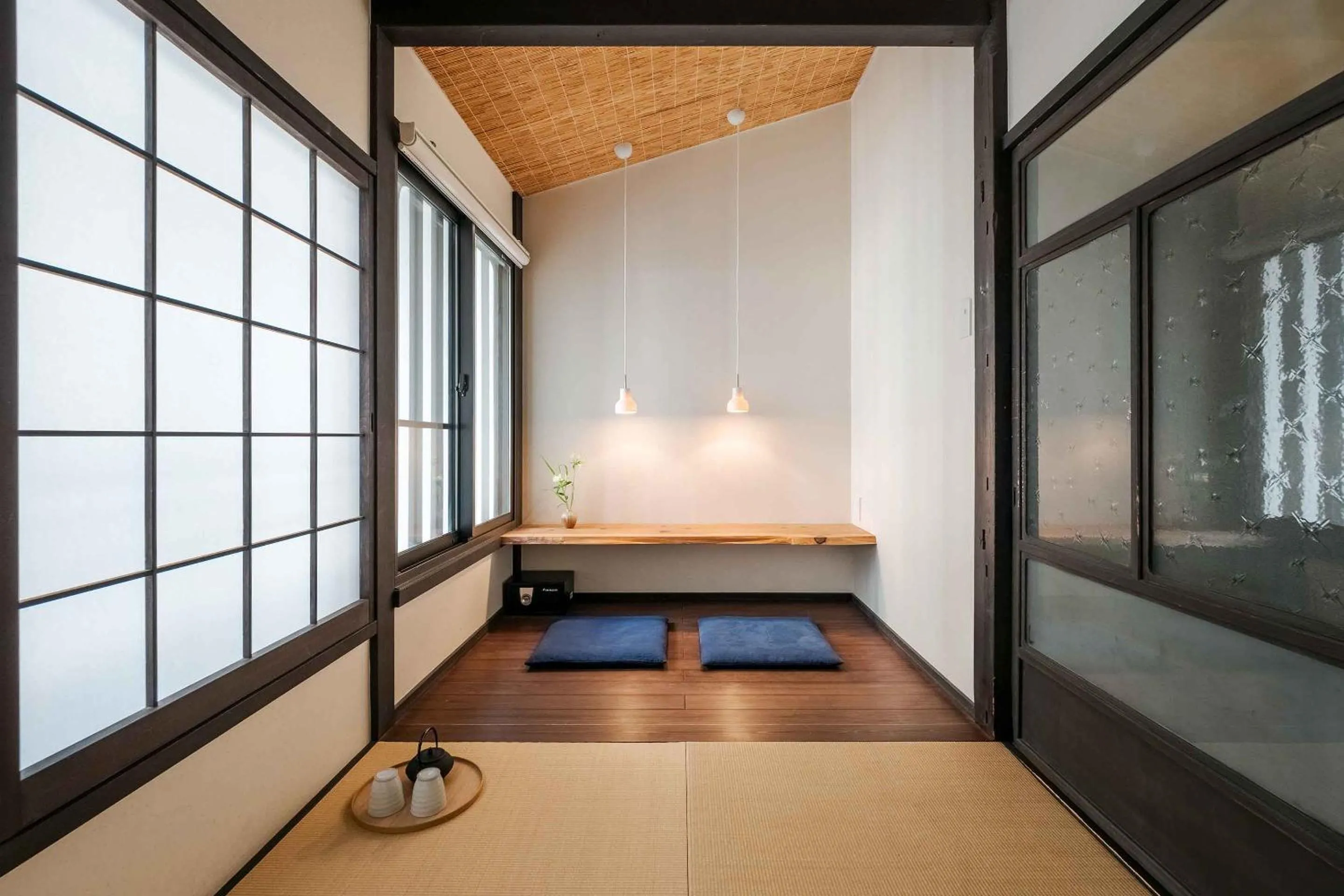 Bedroom, Bed in Anzu an Machiya House