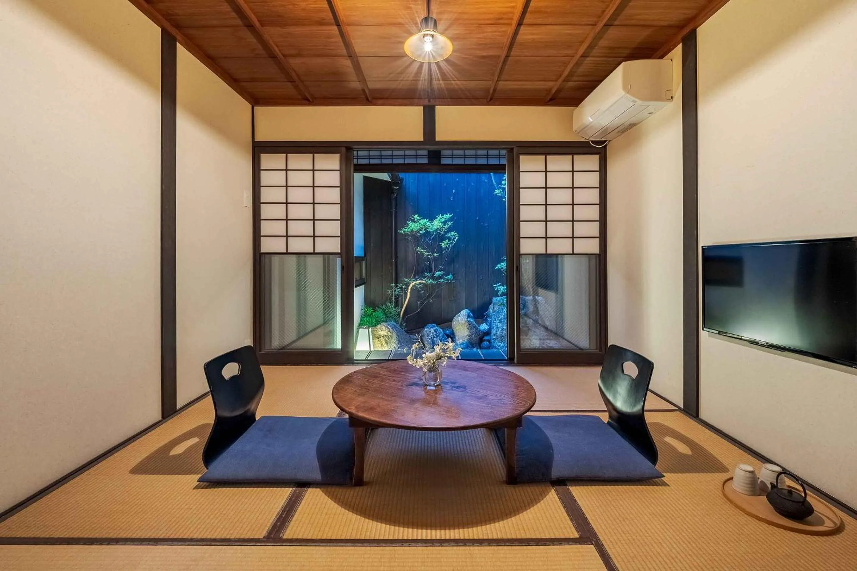 Living room in Anzu an Machiya House