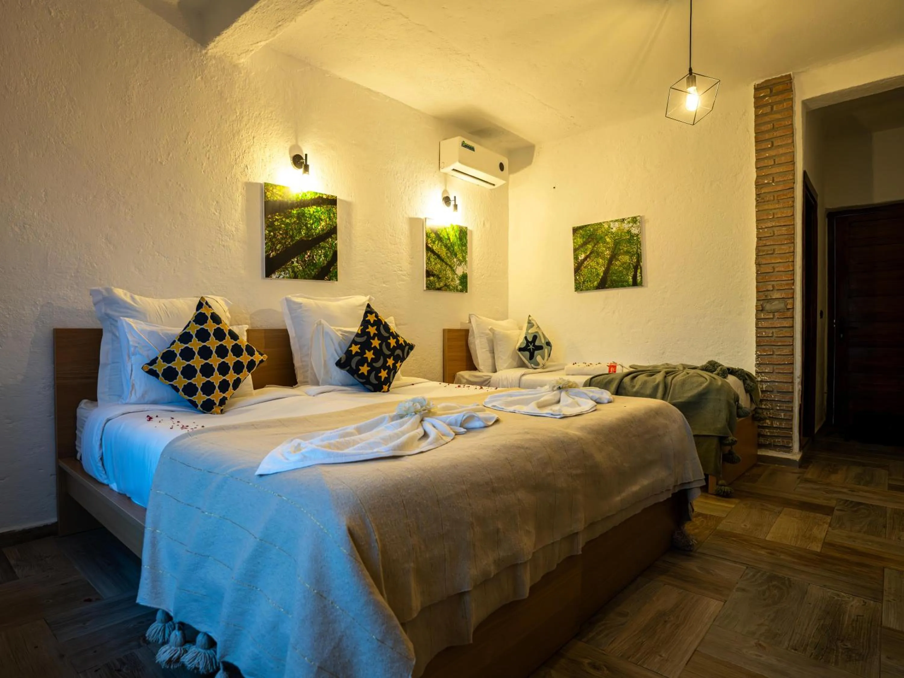 Bed in Resort Hotel El Cortijo & Spa