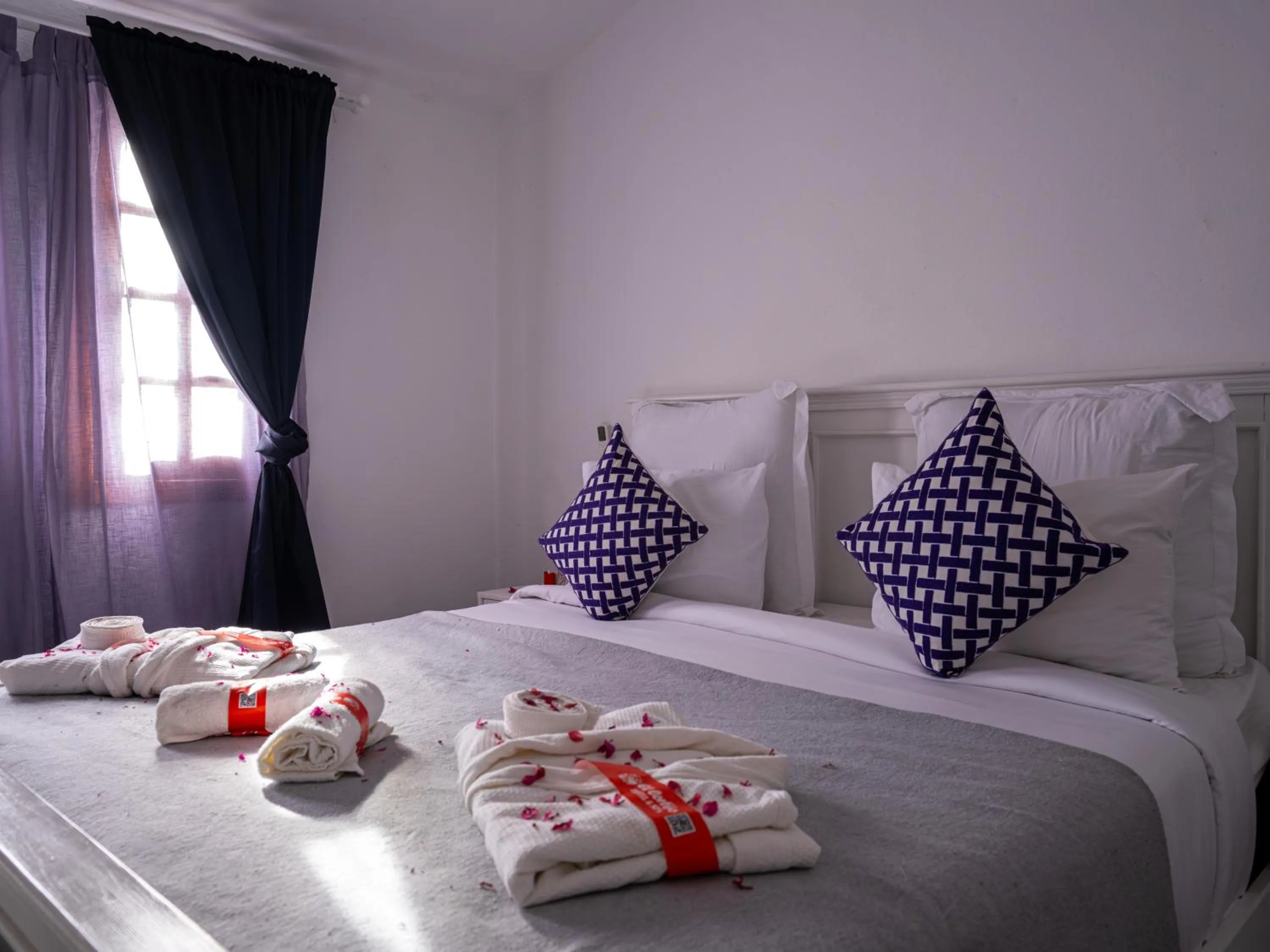 Bed in Resort Hotel El Cortijo & Spa