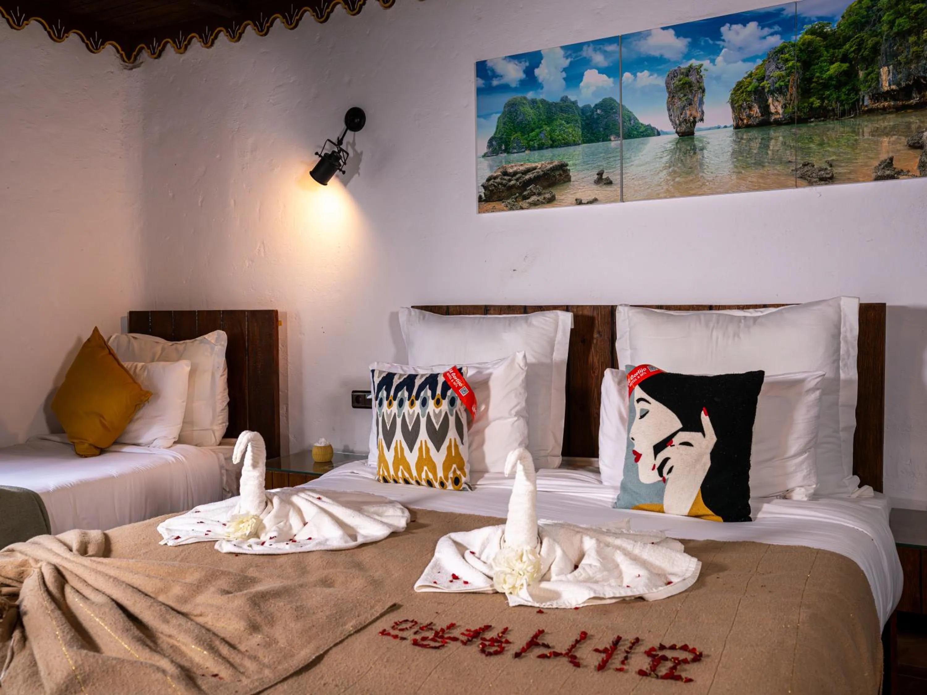 Bed in Resort Hotel El Cortijo & Spa