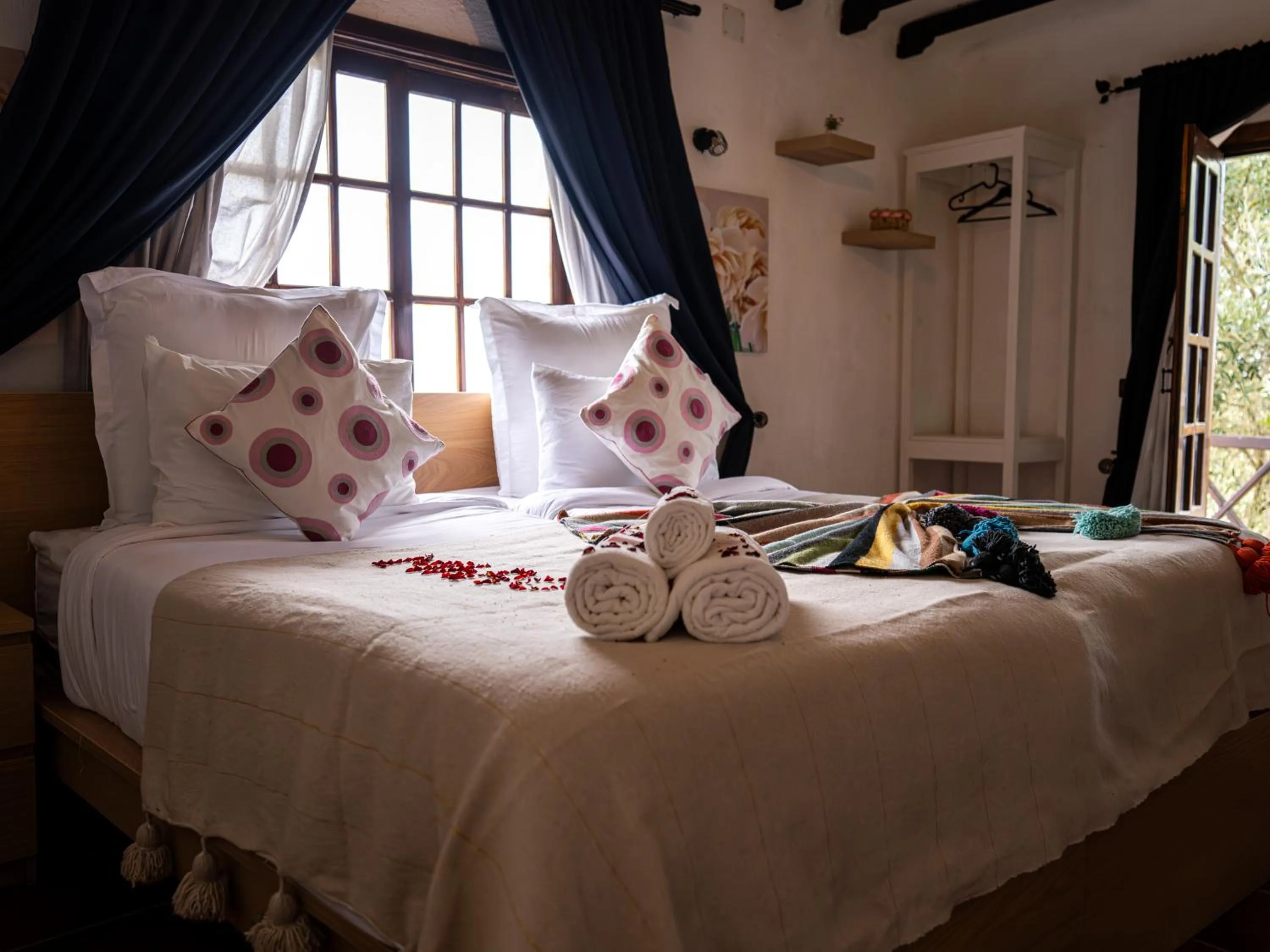 Bed in Resort Hotel El Cortijo & Spa