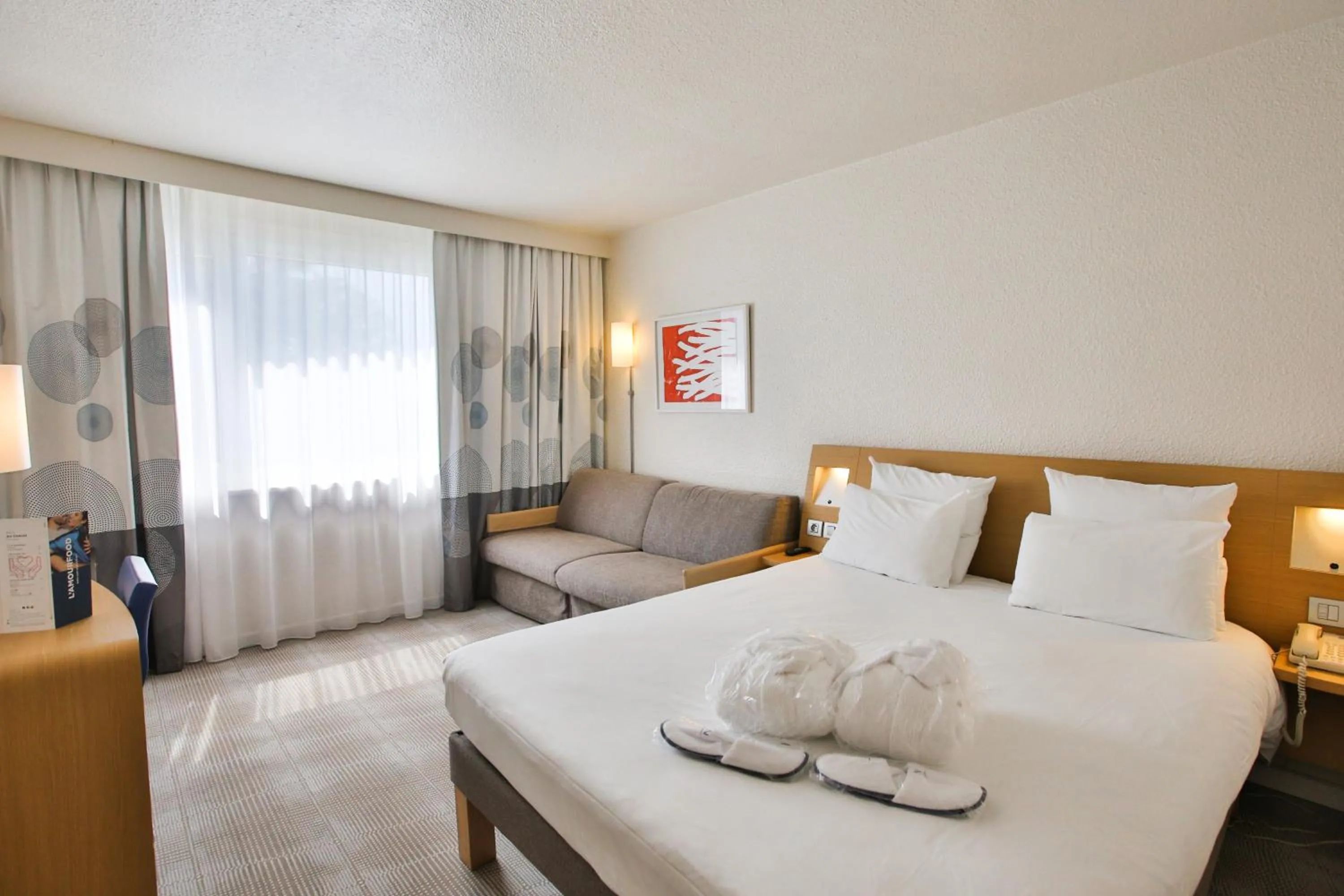 Photo of the whole room, Bed in Novotel Toulouse Purpan Aéroport