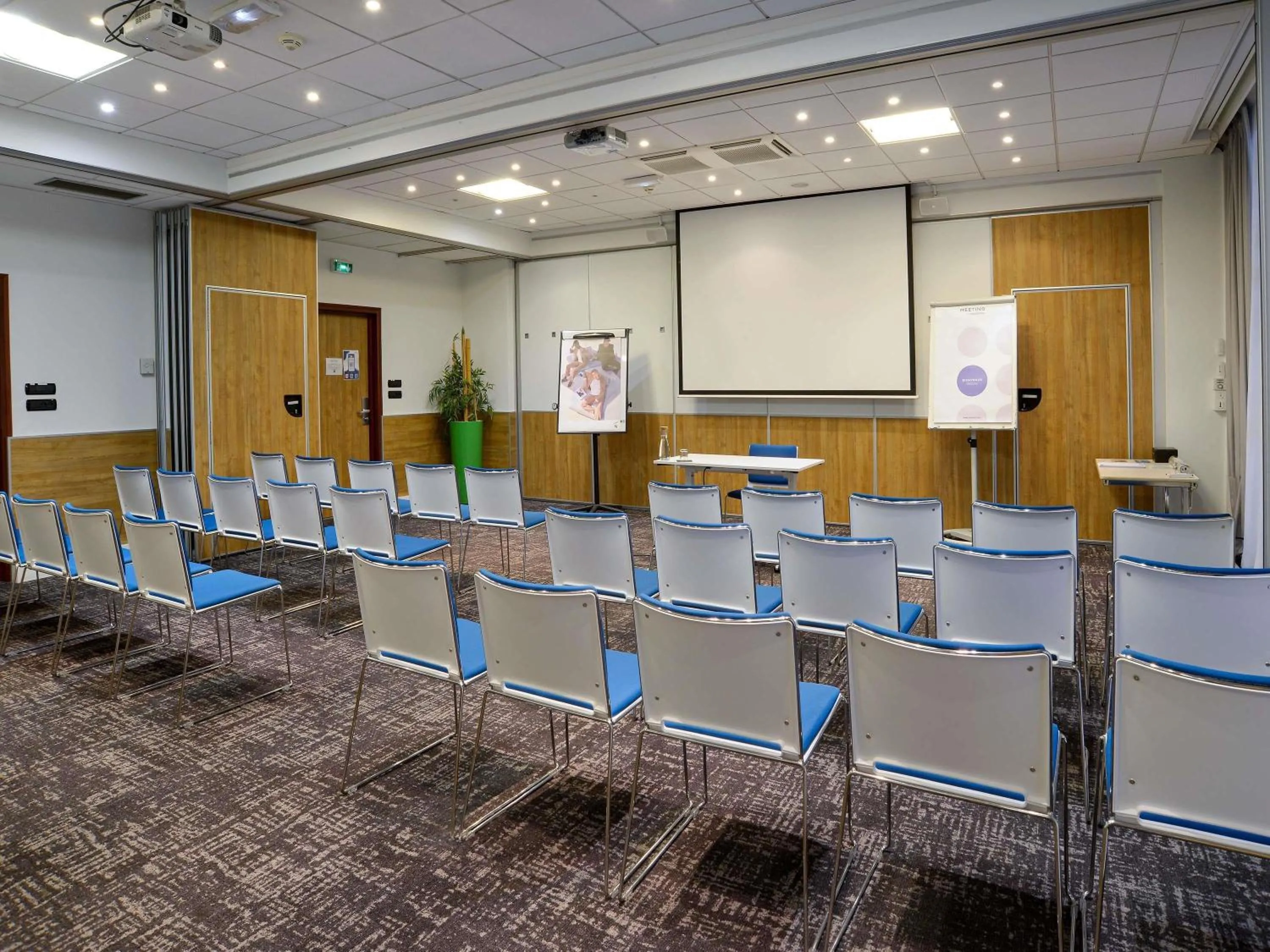 Meeting/conference room in Novotel Toulouse Purpan Aéroport