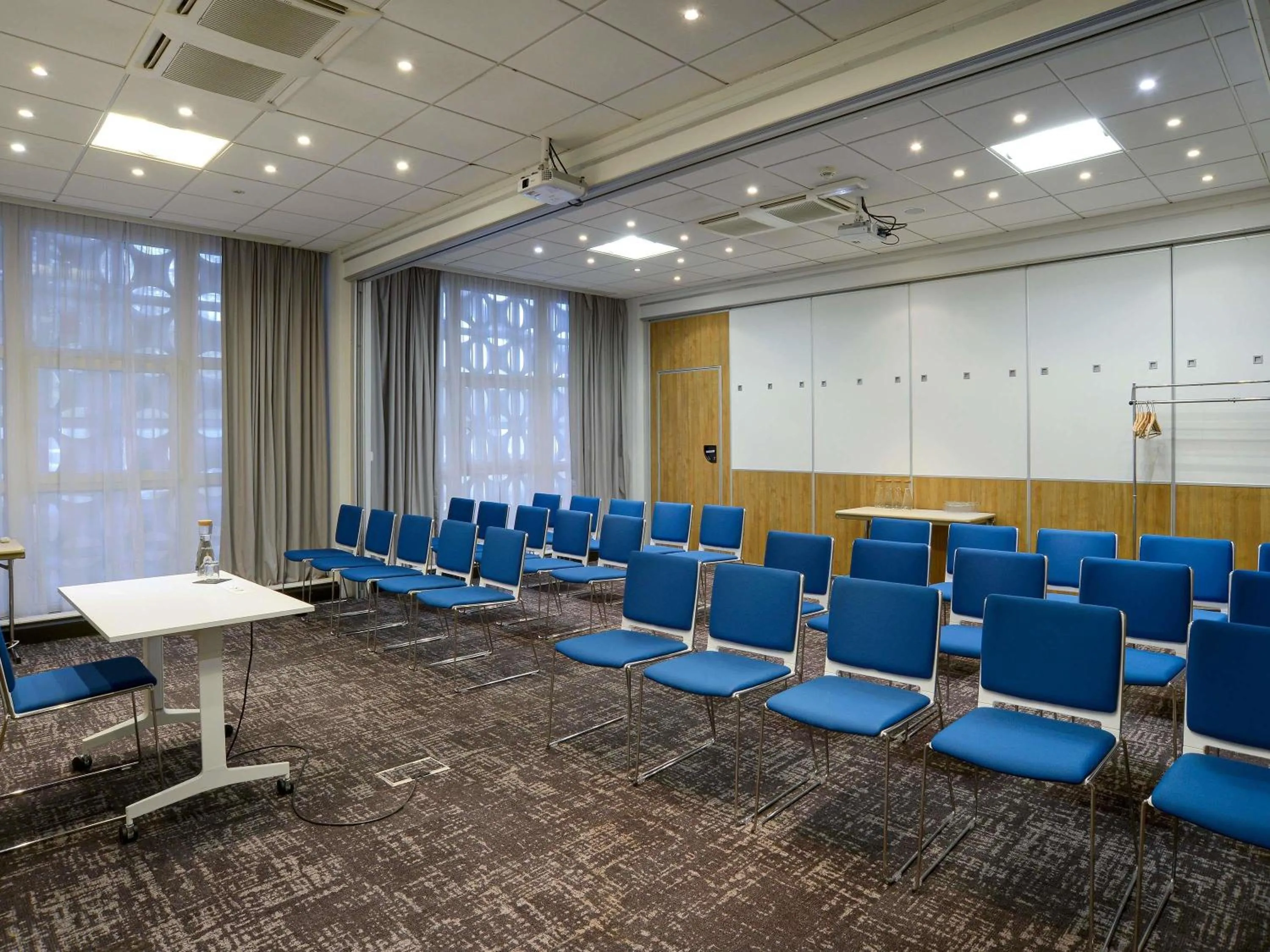 Meeting/conference room in Novotel Toulouse Purpan Aéroport