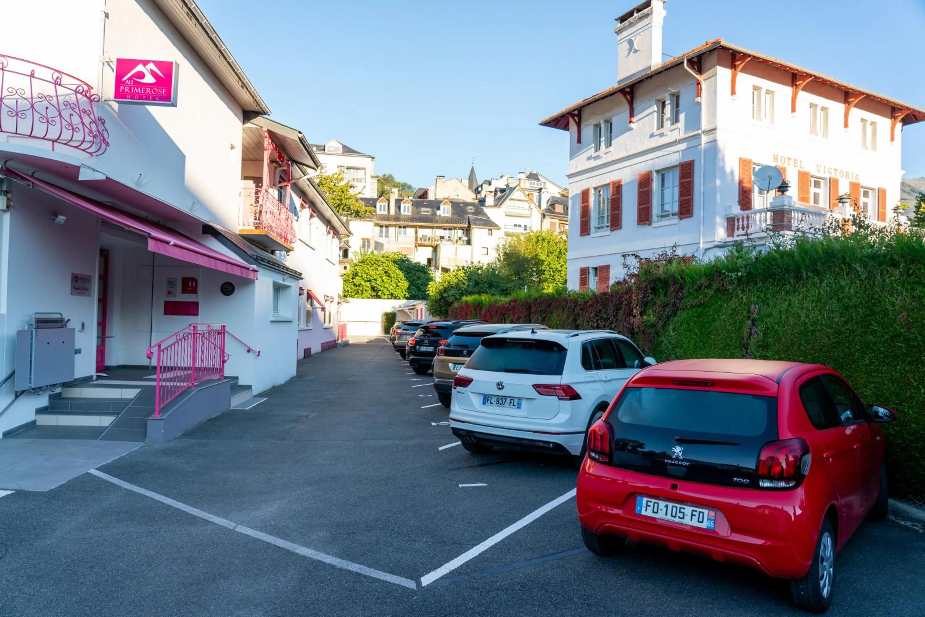Parking in Au Primerose Hôtel