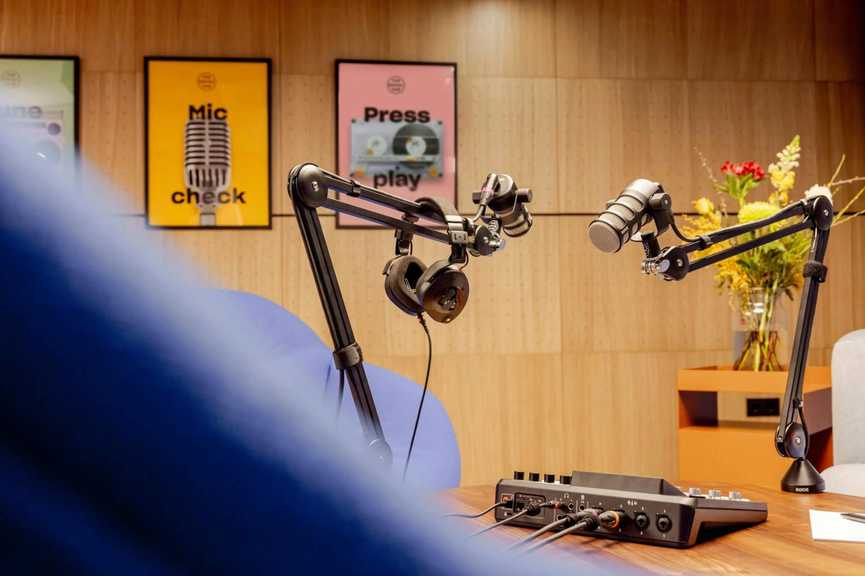 Lobby or reception in The Social Hub Rotterdam