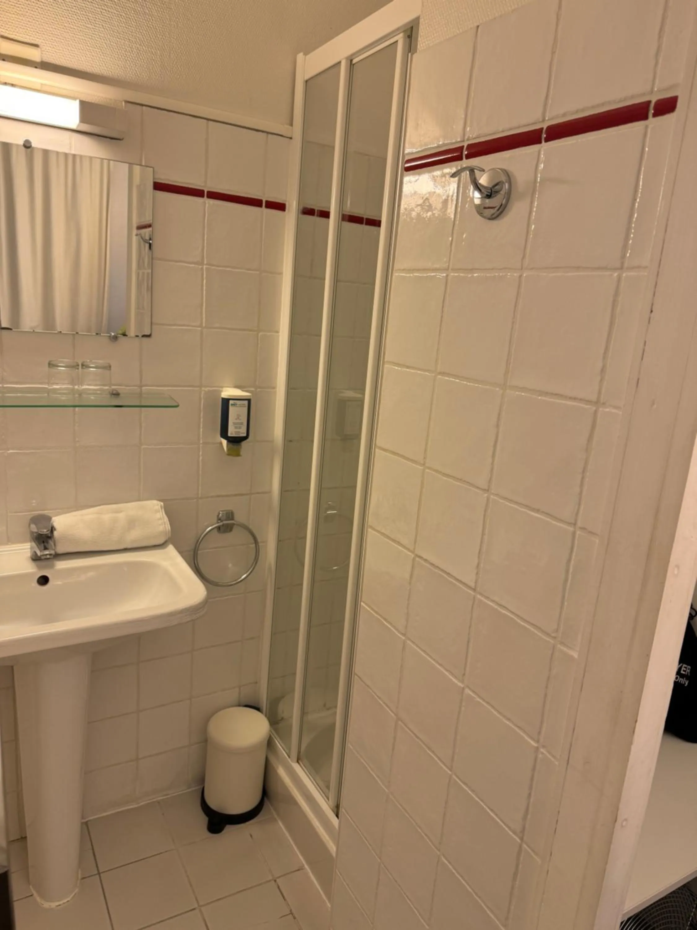 Hotel Des Grands Hommes - Bordeaux Centre