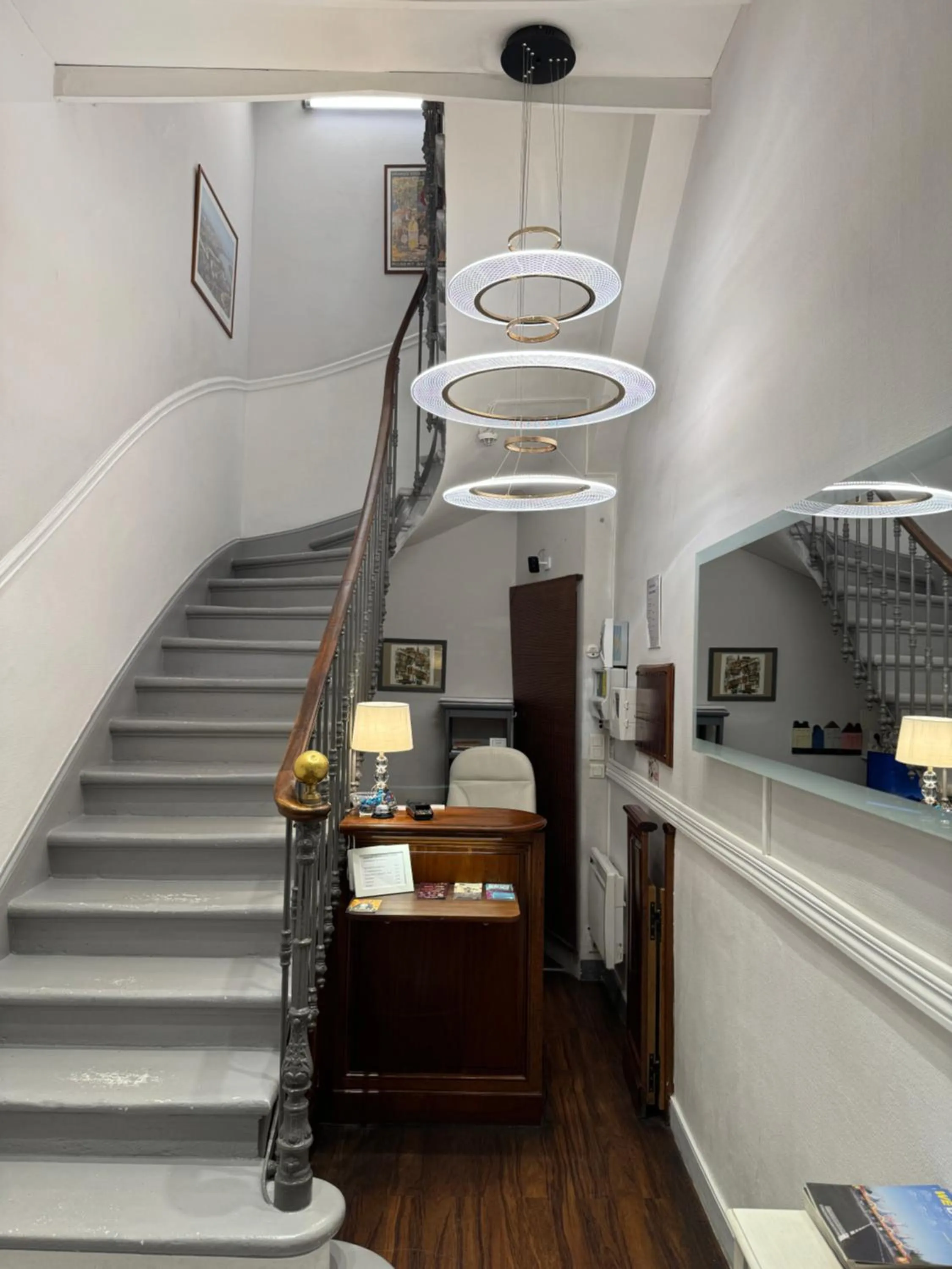 Hotel Des Grands Hommes - Bordeaux Centre