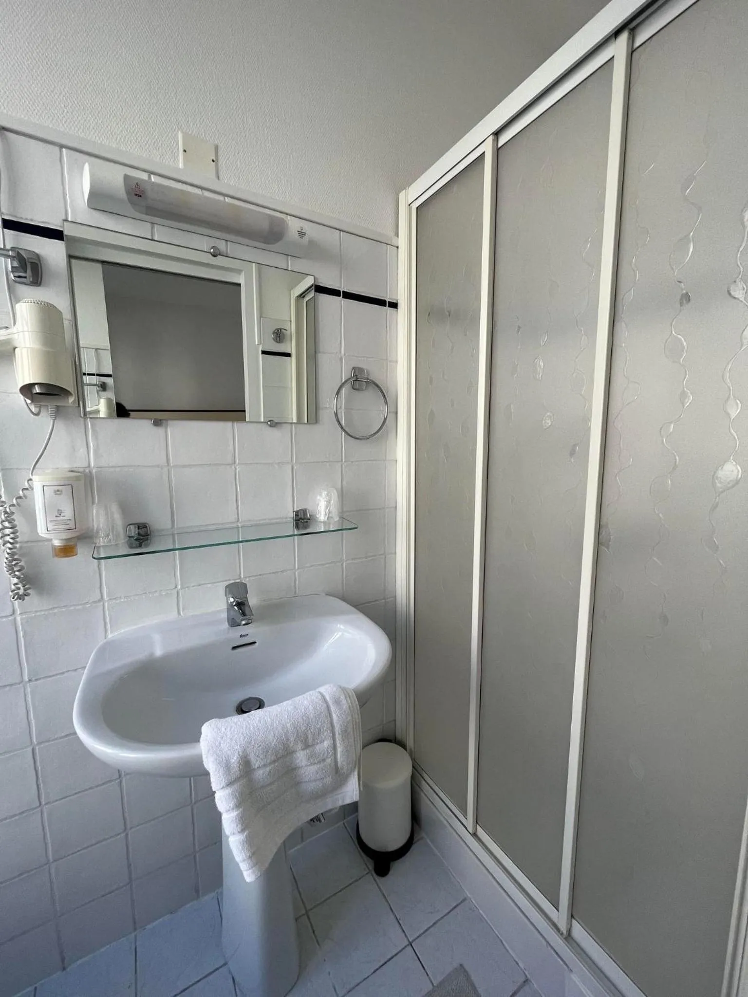 Hotel Des Grands Hommes - Bordeaux Centre