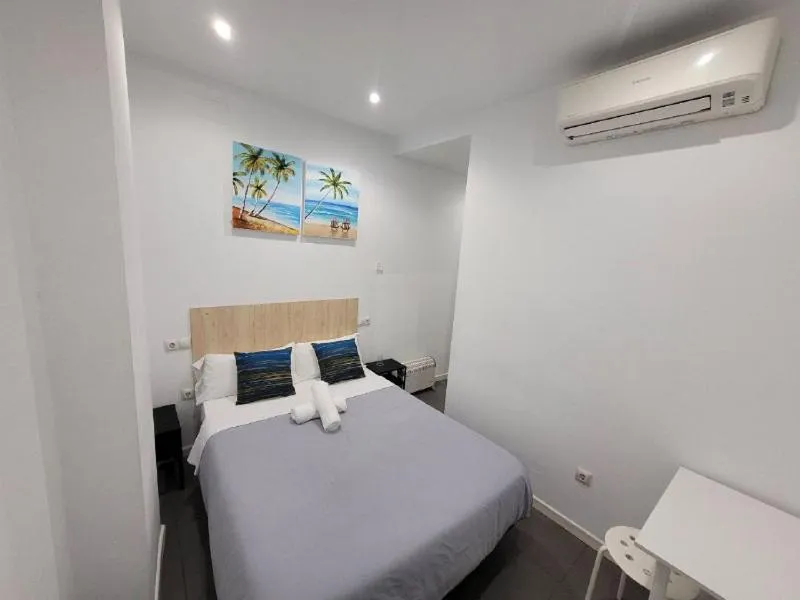 Bed in AYZ Frailes - Auto check-in property