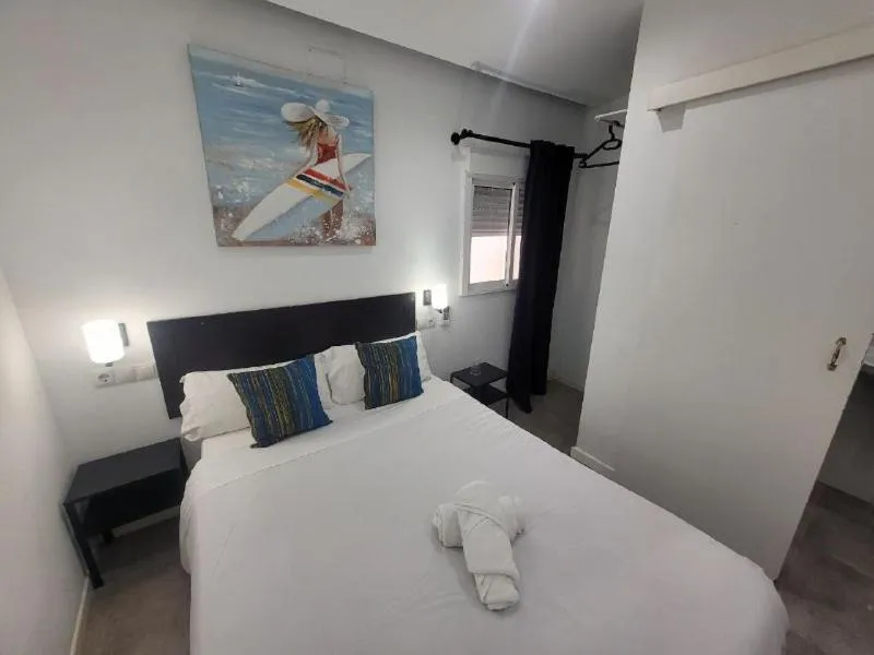 Bed in AYZ Frailes - Auto check-in property