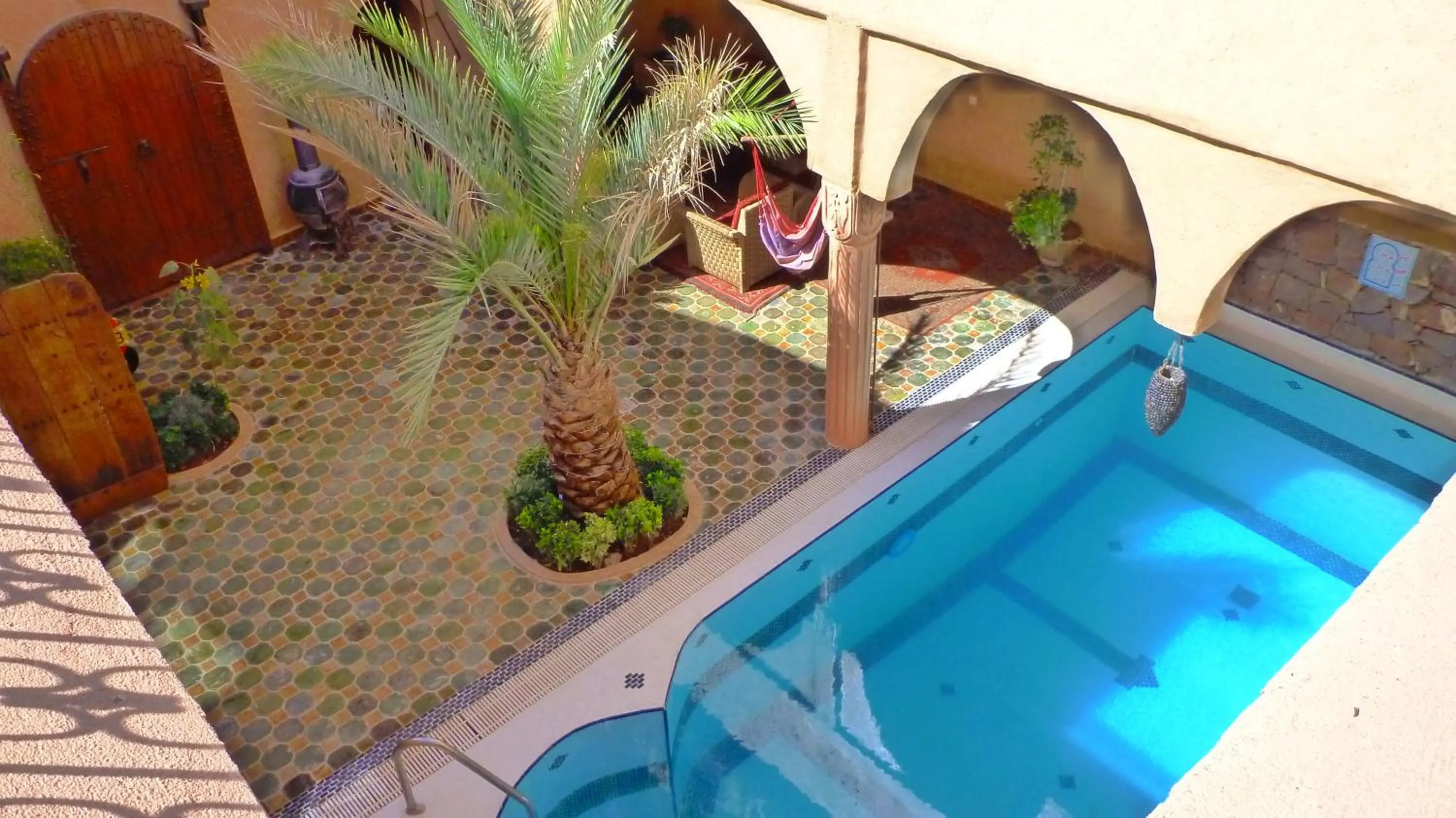 Swimming pool in Riad Timadrouine
