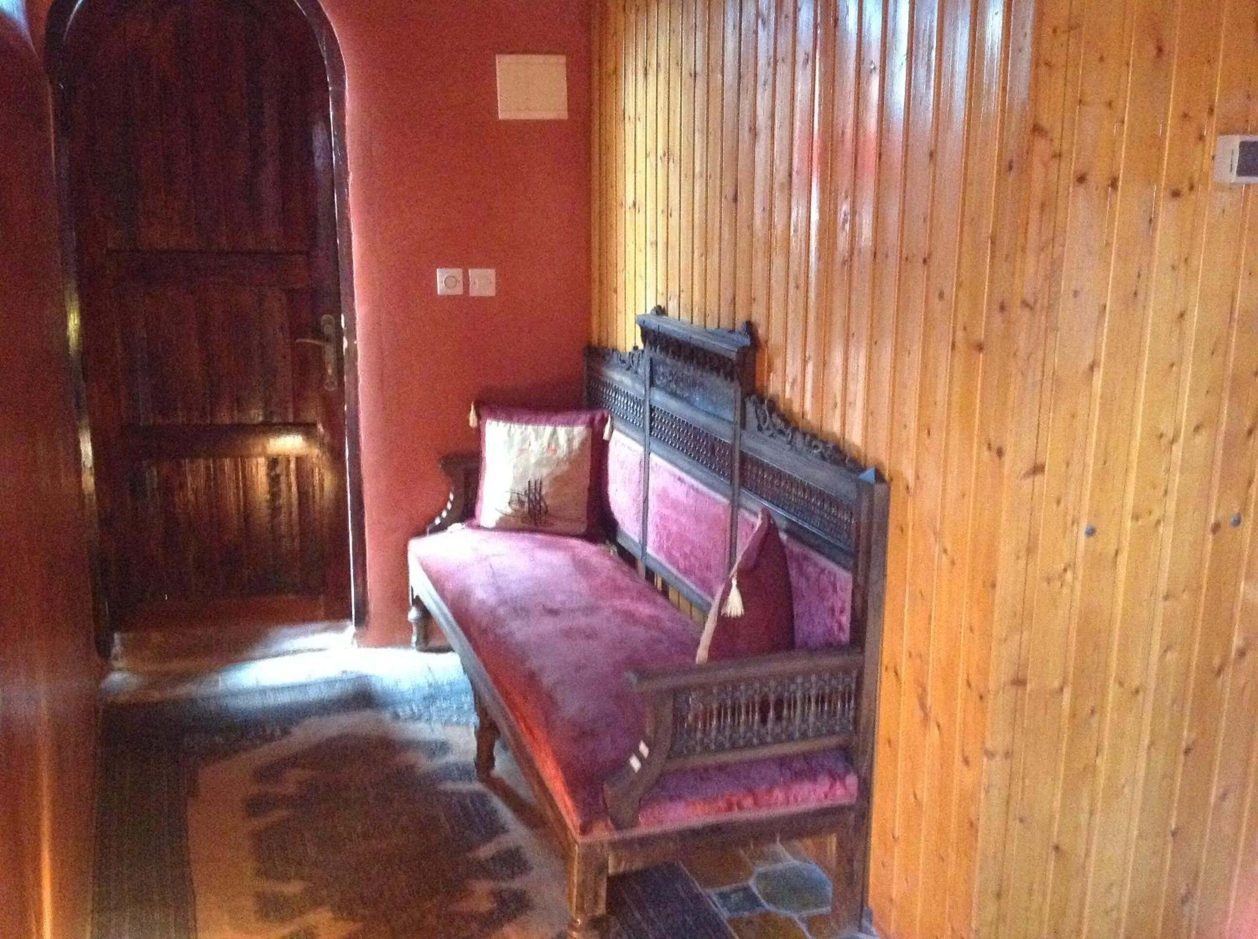Decorative detail, Bed in Riad Timadrouine