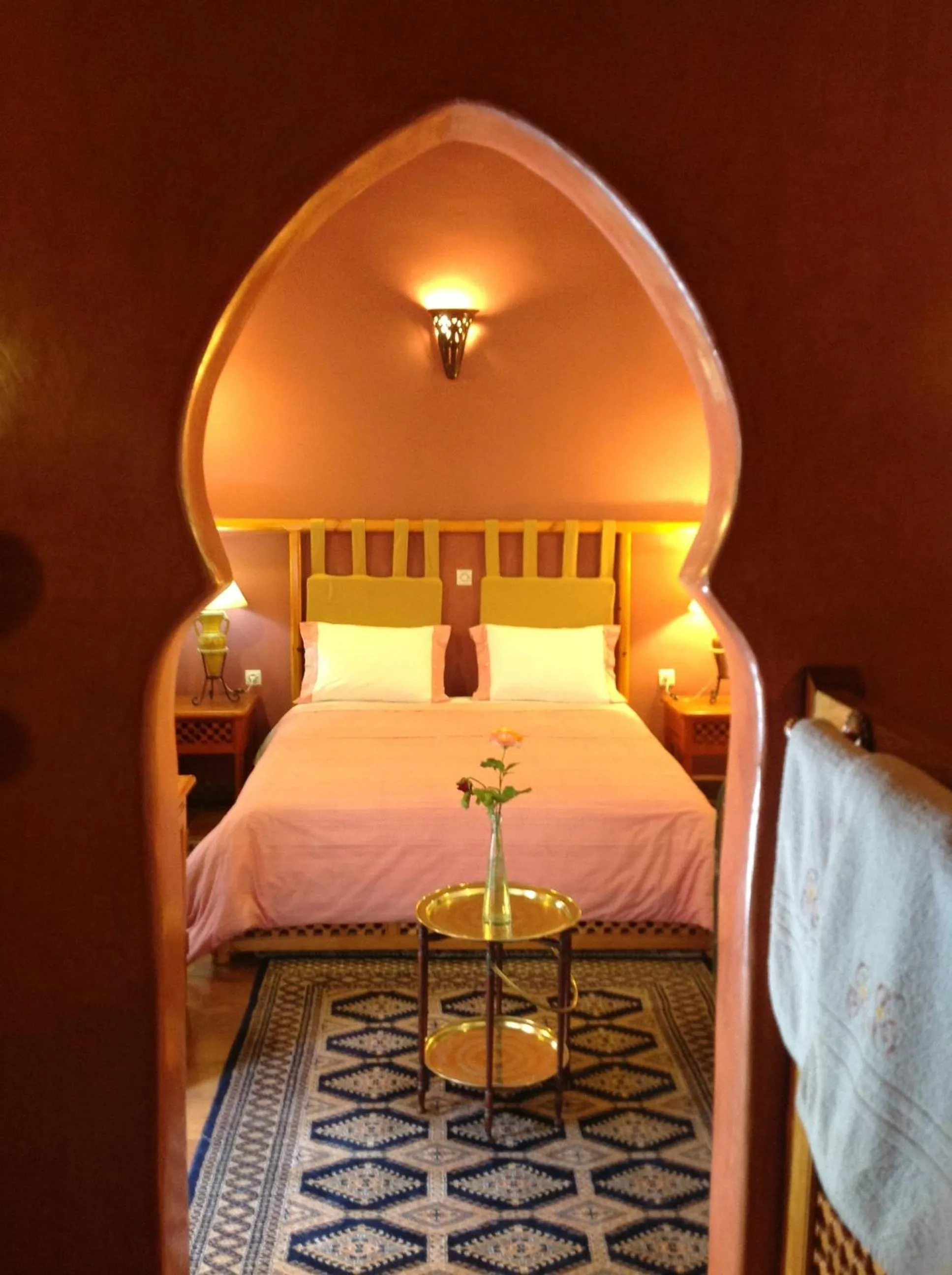 Photo of the whole room, Bed in Riad Timadrouine
