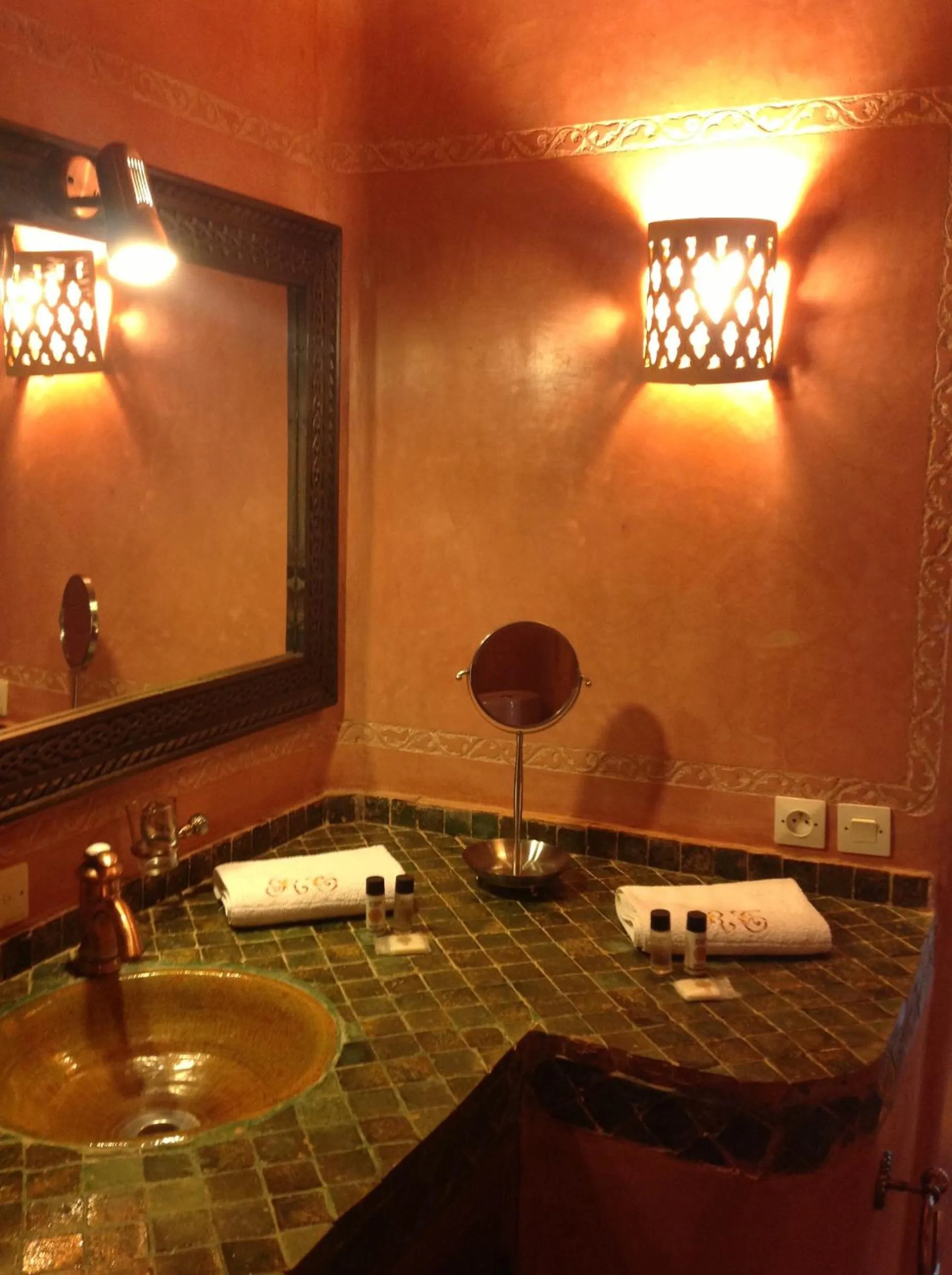 Bathroom in Riad Timadrouine