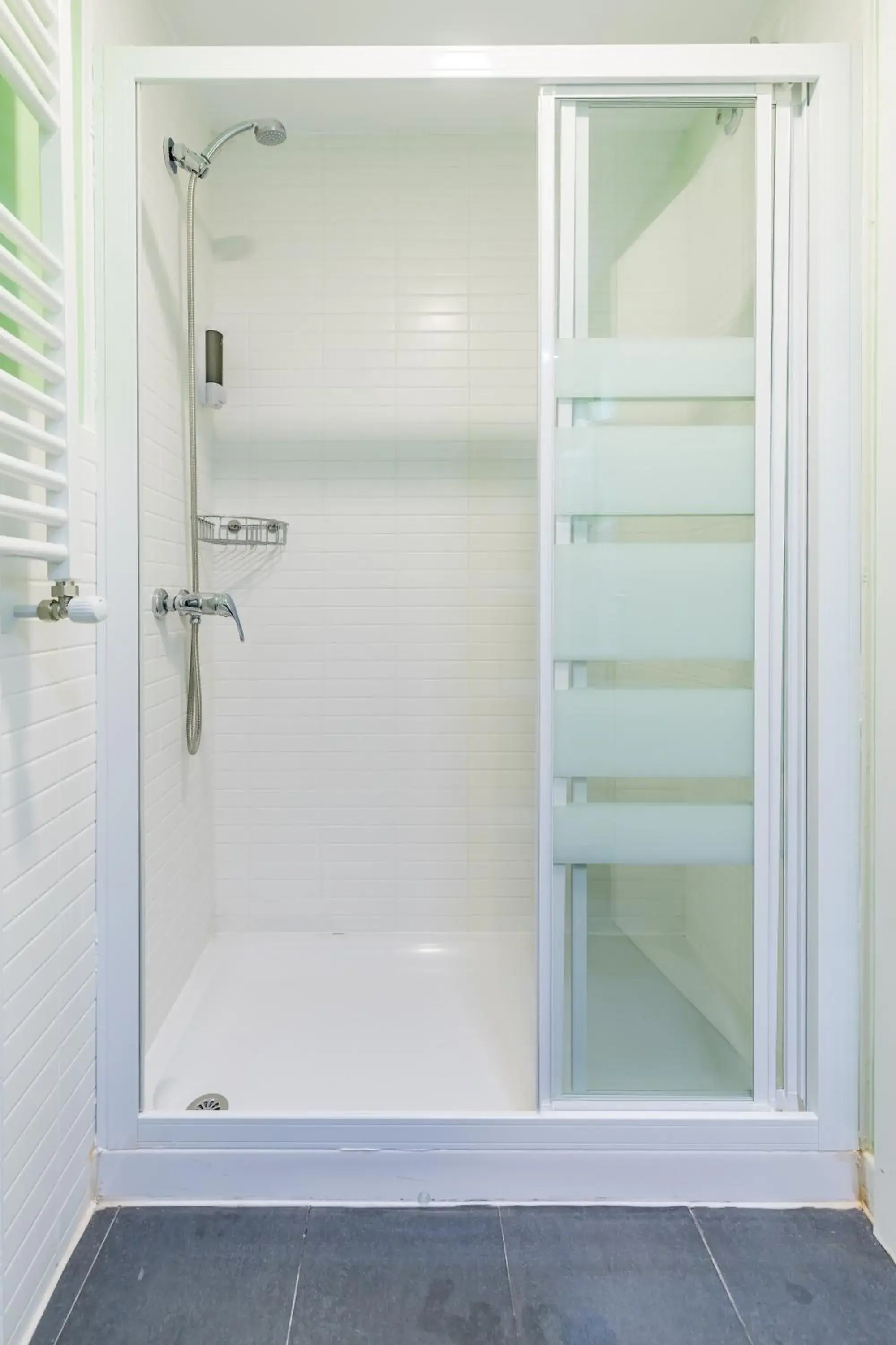 Double Room with Shared Bathroom in AYZ Villegas - Auto check-in property Double Room with Shared Bathroom in AYZ Villegas - Auto check-in property