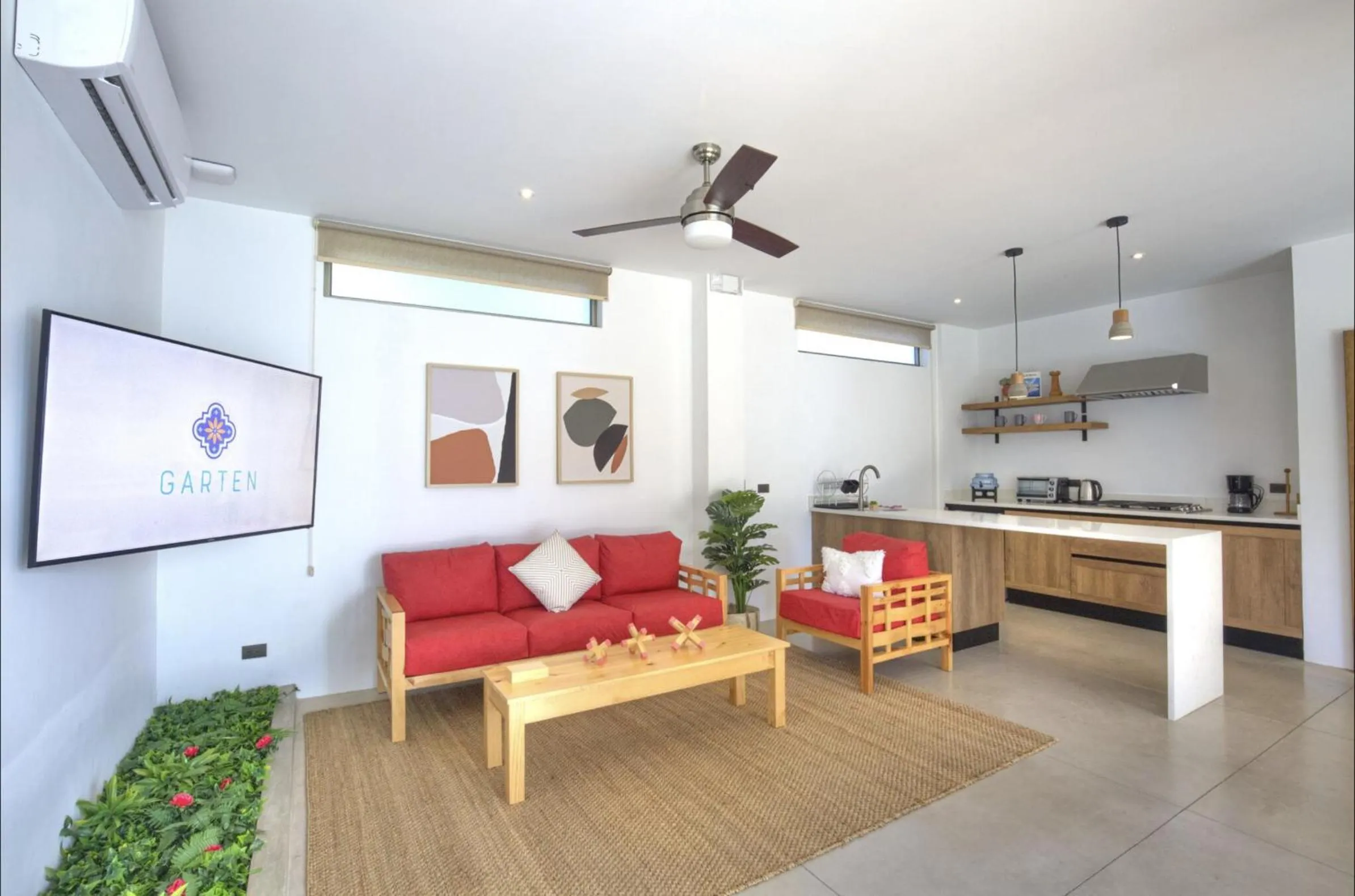 Kitchen or kitchenette in Garten Hotel