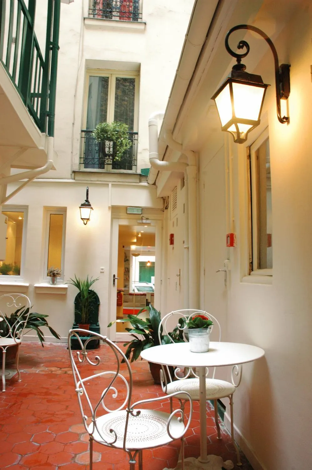 Balcony/Terrace in Louisa Hotel Paris