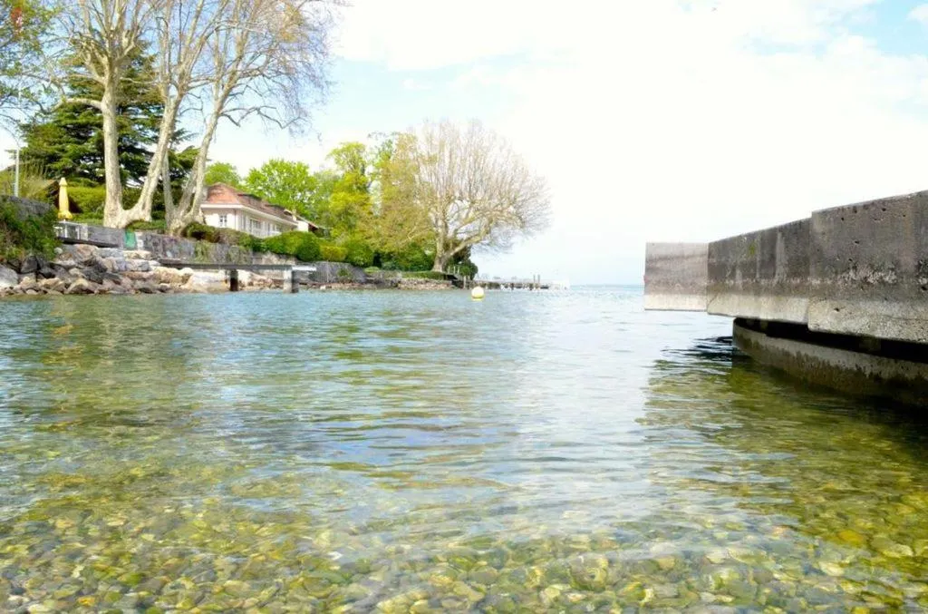 Area and facilities in Hotel Restaurant Kutchi