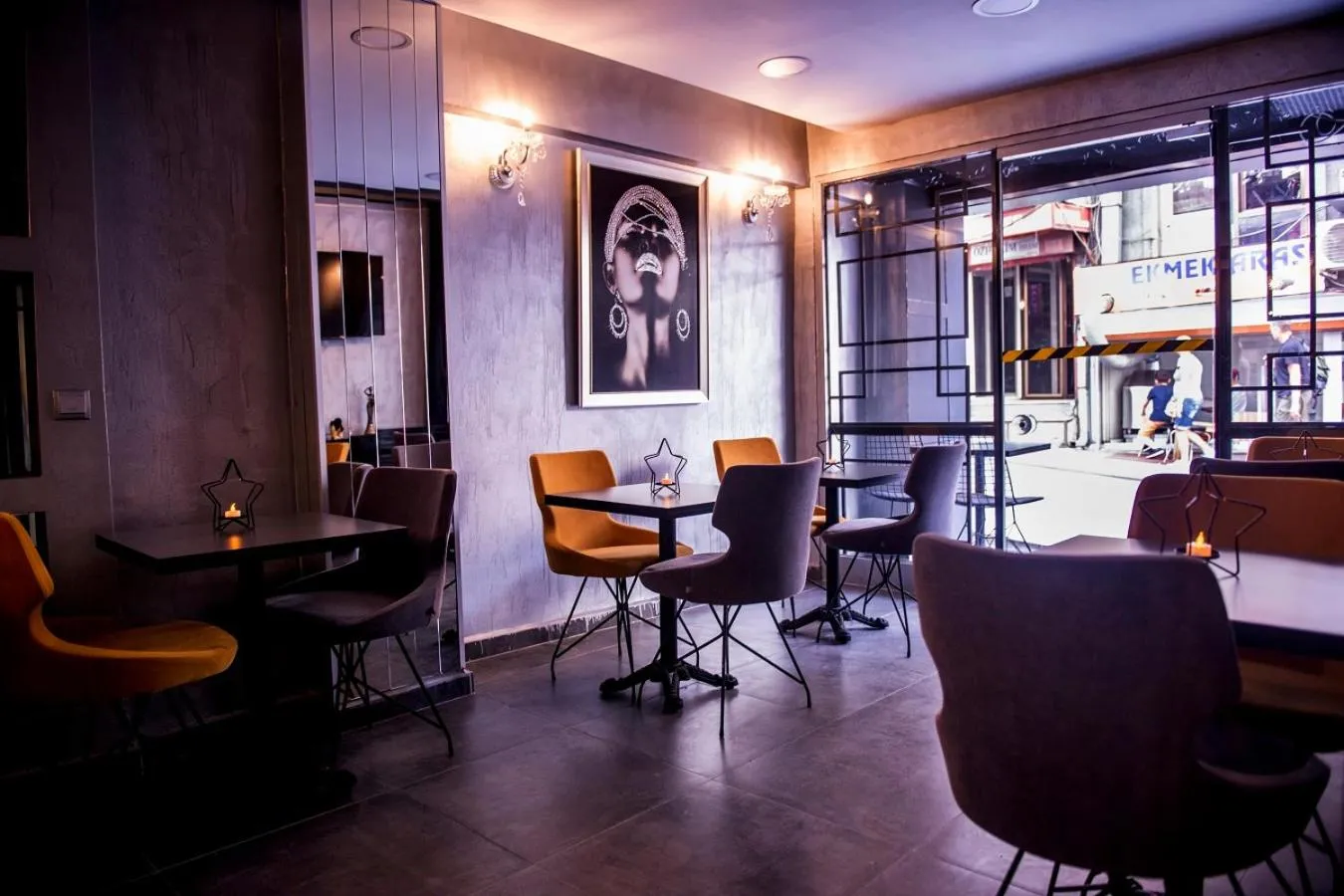 Restaurant/places to eat in KARAMANS SİRKECİ SUİTES HOTEL