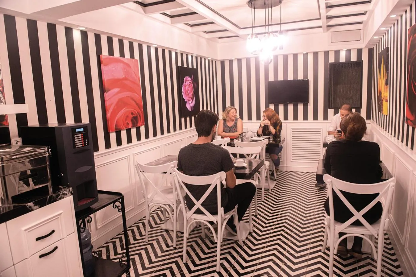 Restaurant/places to eat in KARAMANS SİRKECİ SUİTES HOTEL