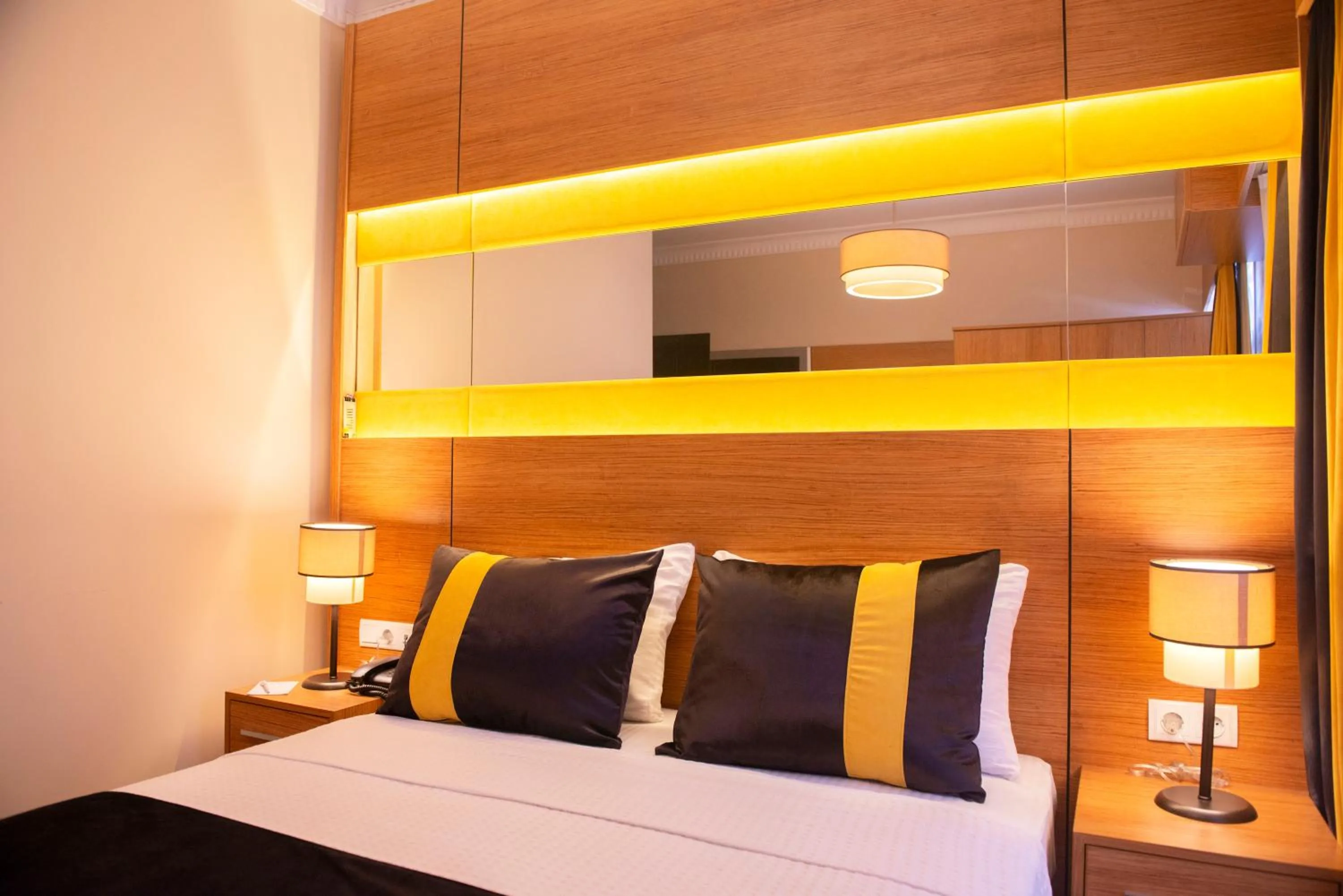 Photo of the whole room in KARAMANS SİRKECİ SUİTES HOTEL