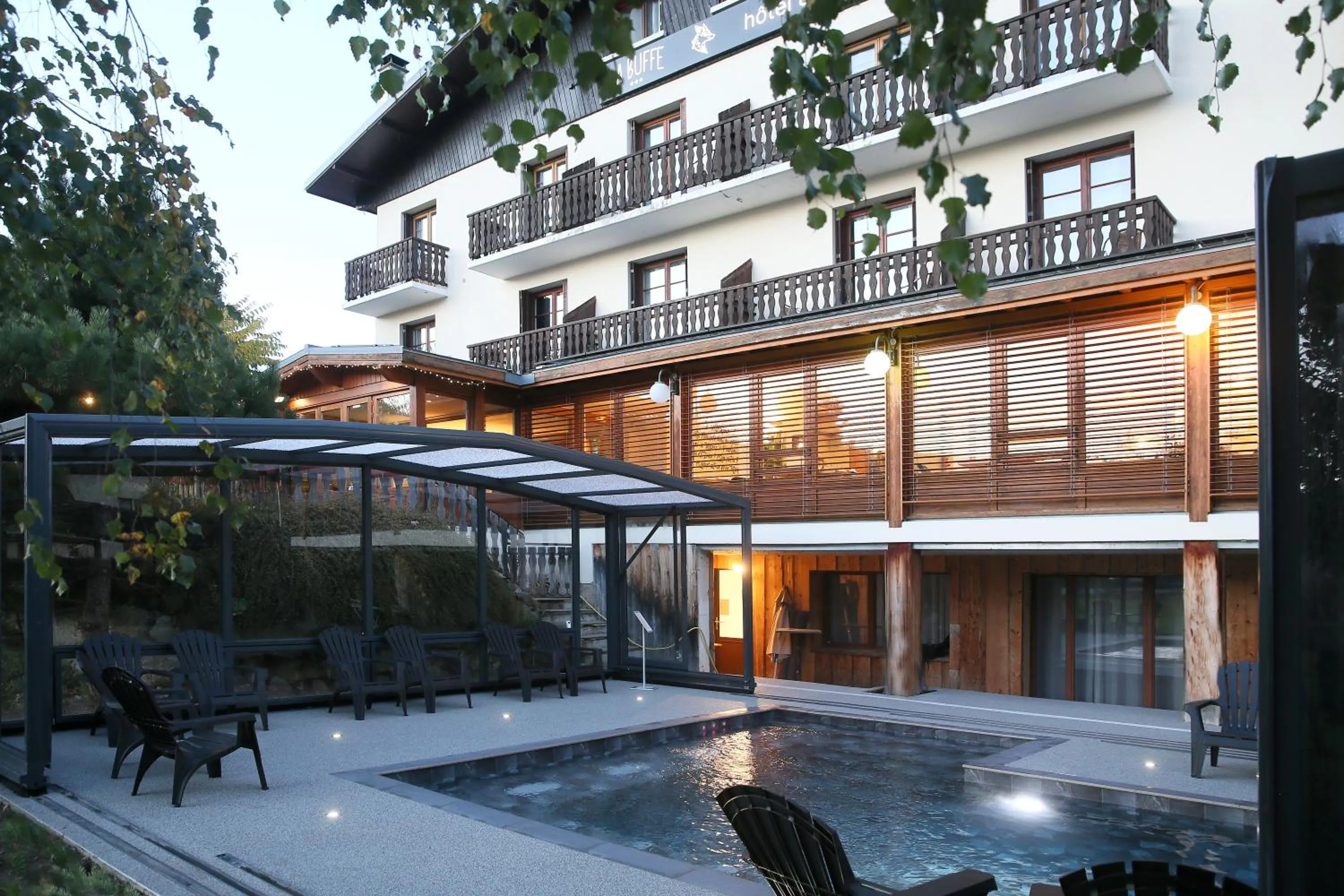 Swimming pool in Hôtel Restaurant La Buffe