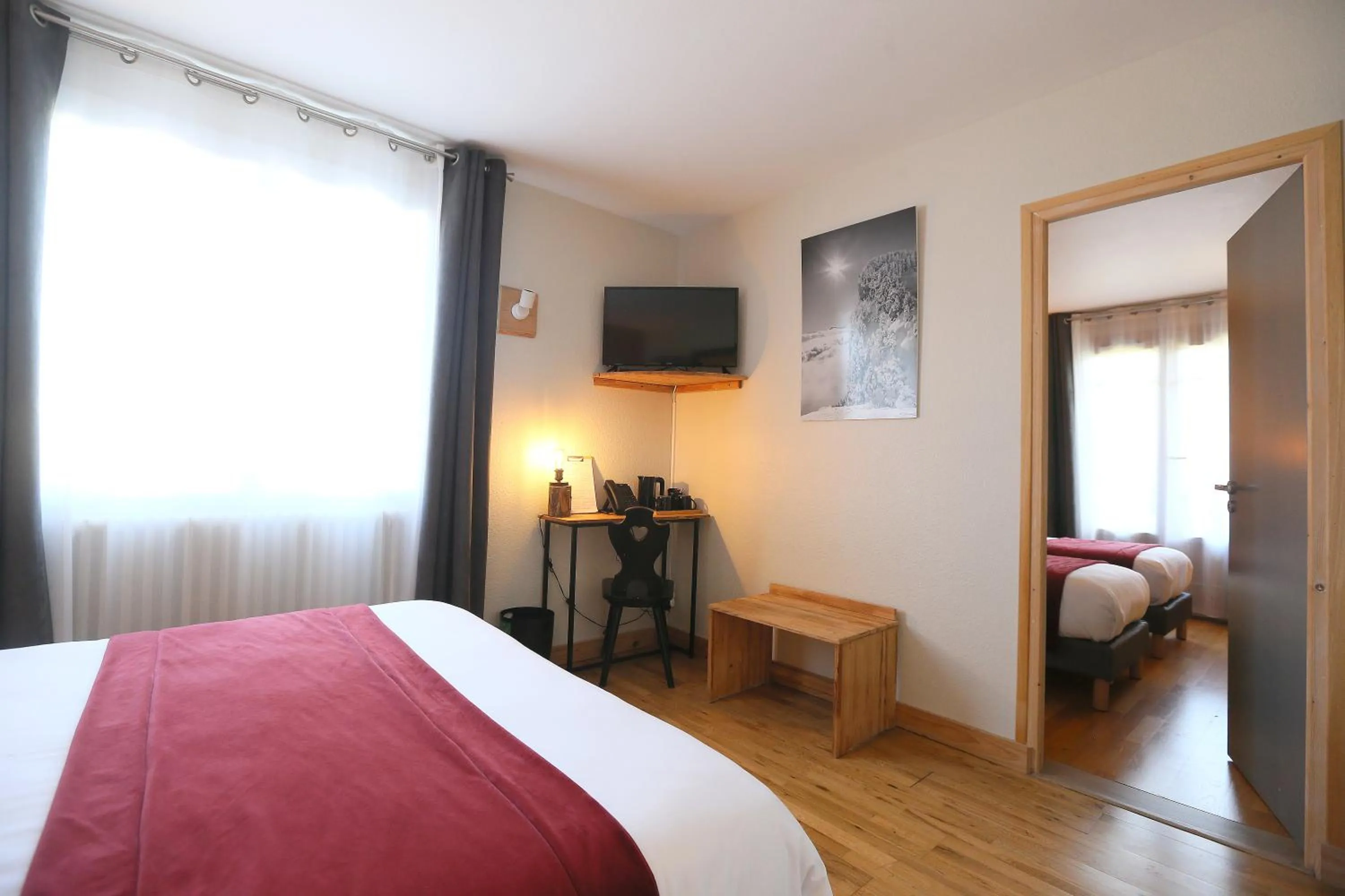 Bedroom, Bed in Hôtel Restaurant La Buffe