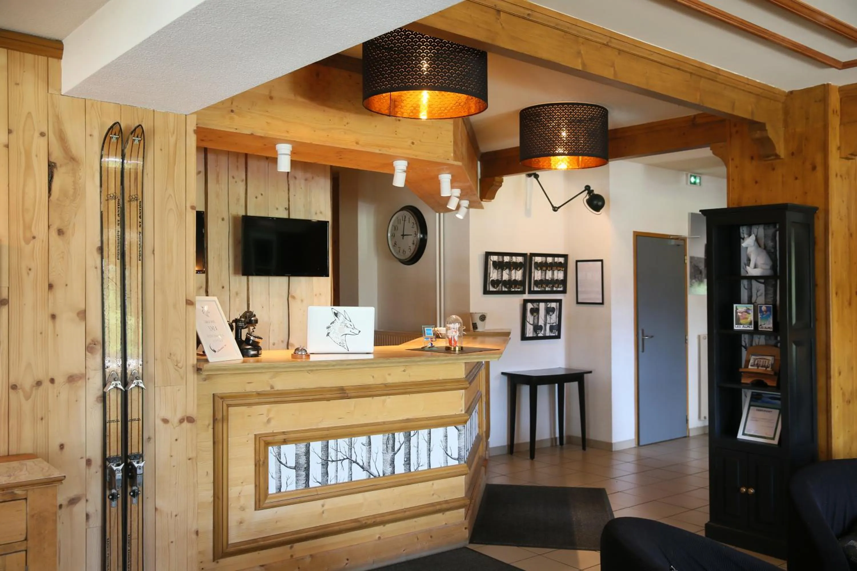 Lobby or reception in Hôtel Restaurant La Buffe