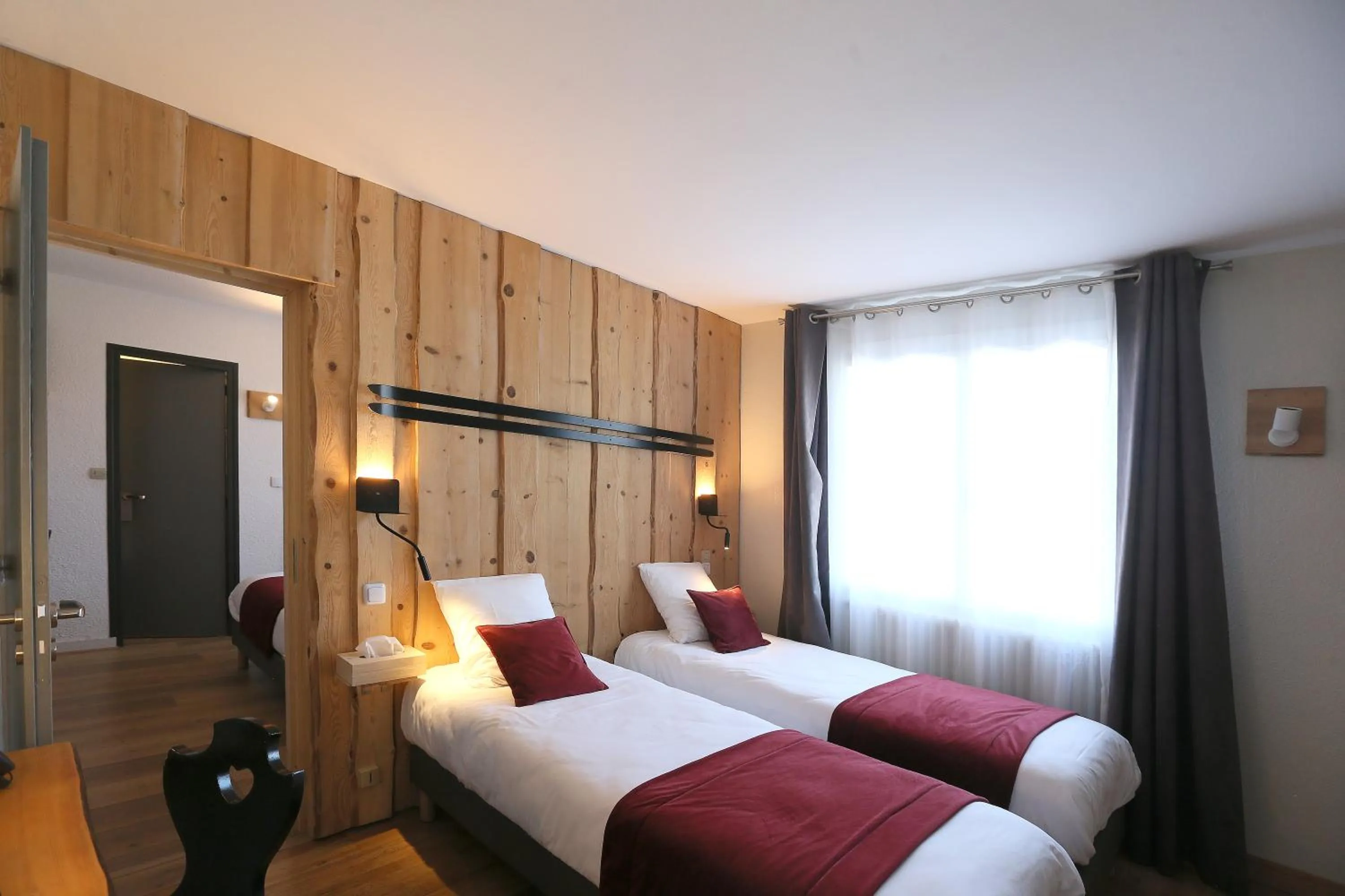 Bedroom, Bed in Hôtel Restaurant La Buffe