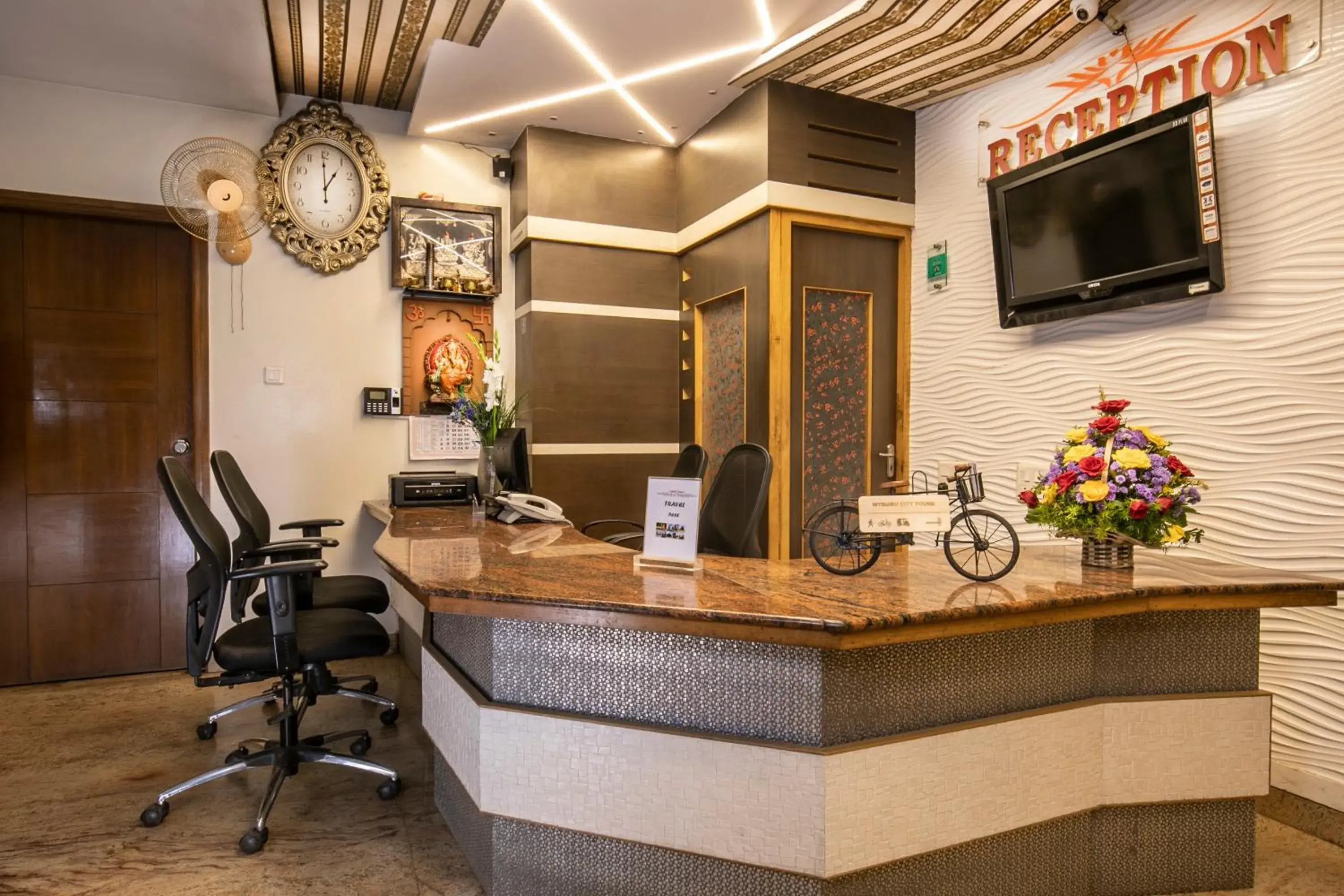 Facade/entrance in Aishwarya Residency Facade/entrance in Aishwarya Residency