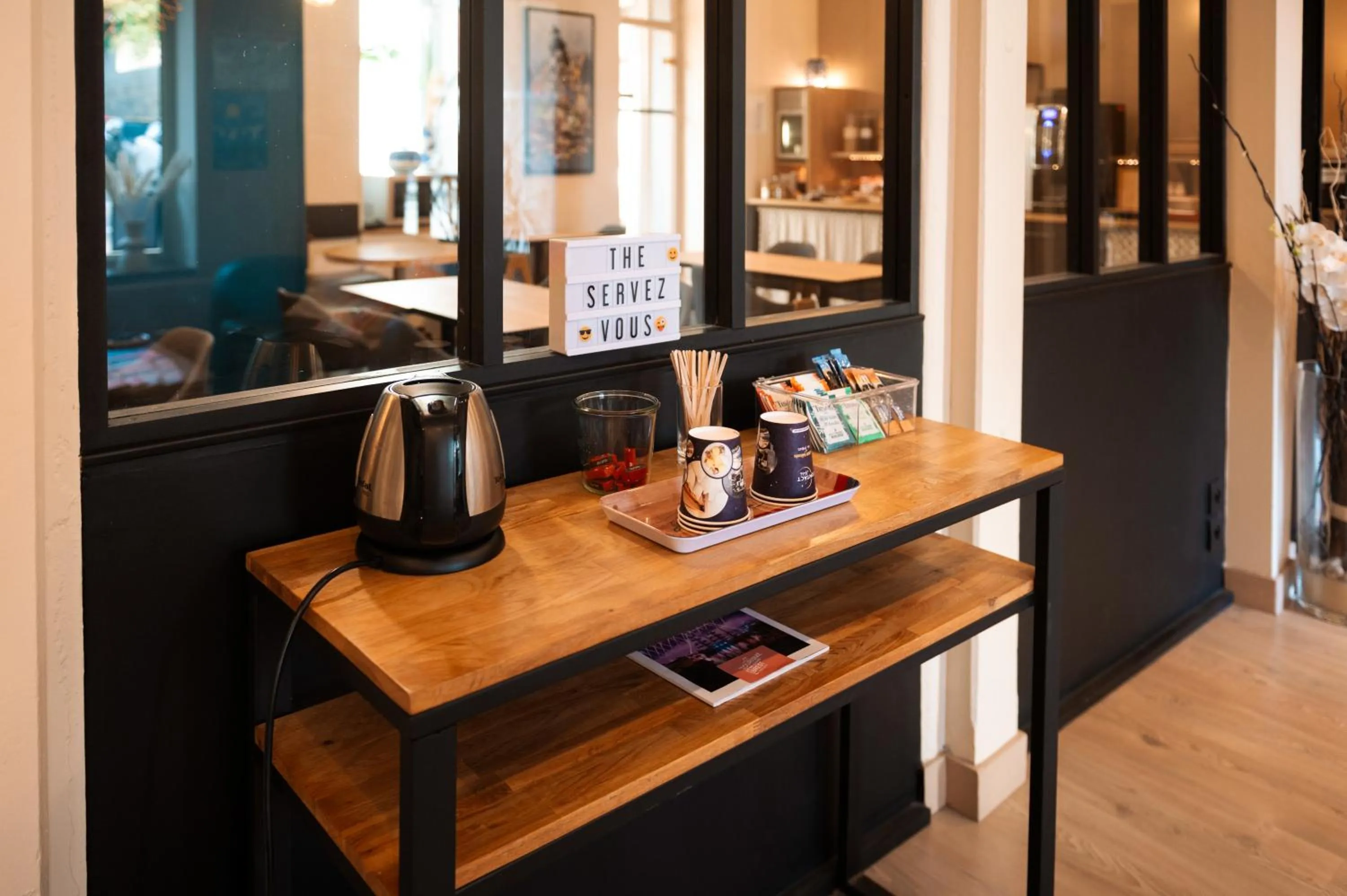 Coffee/tea facilities in Hôtel Bellevue
