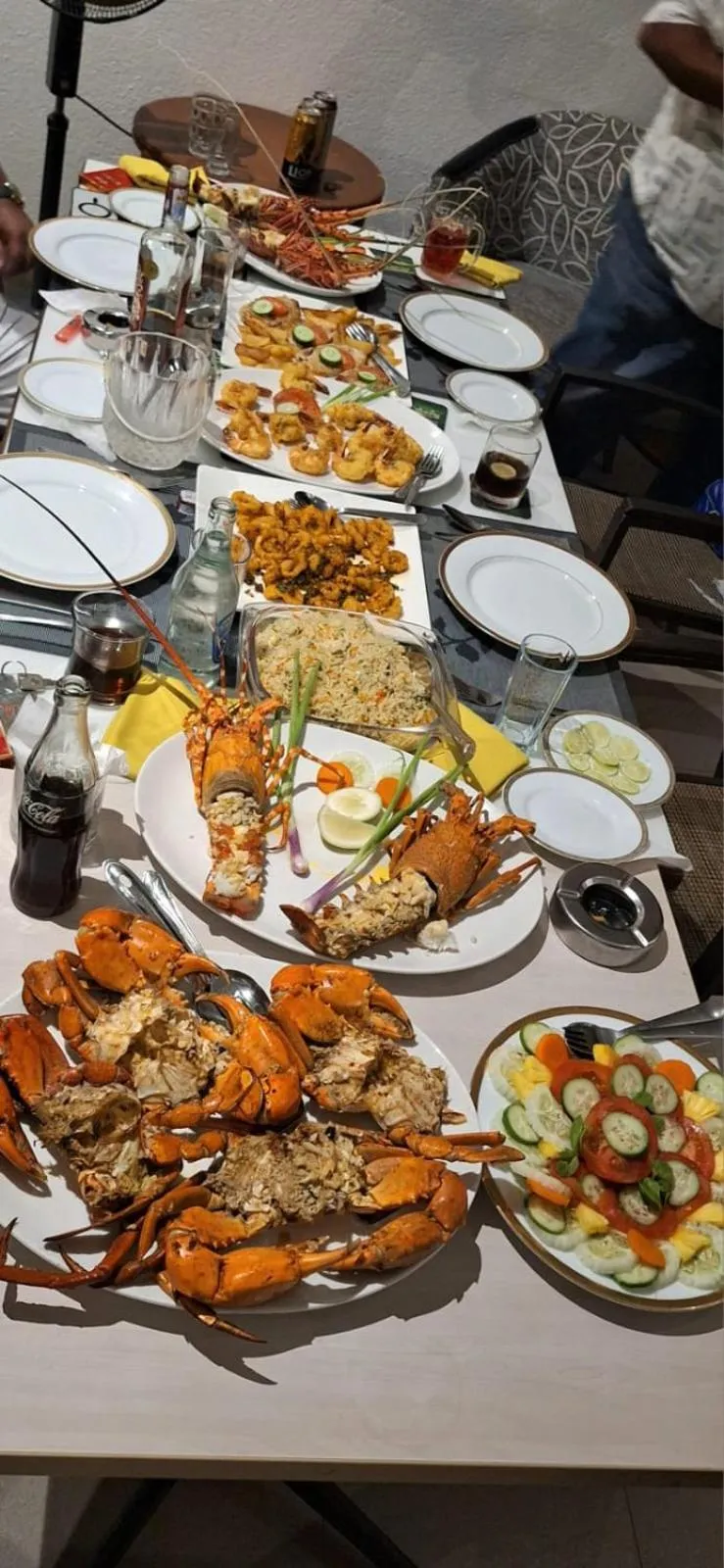 Restaurant/places to eat in Suriya Arana