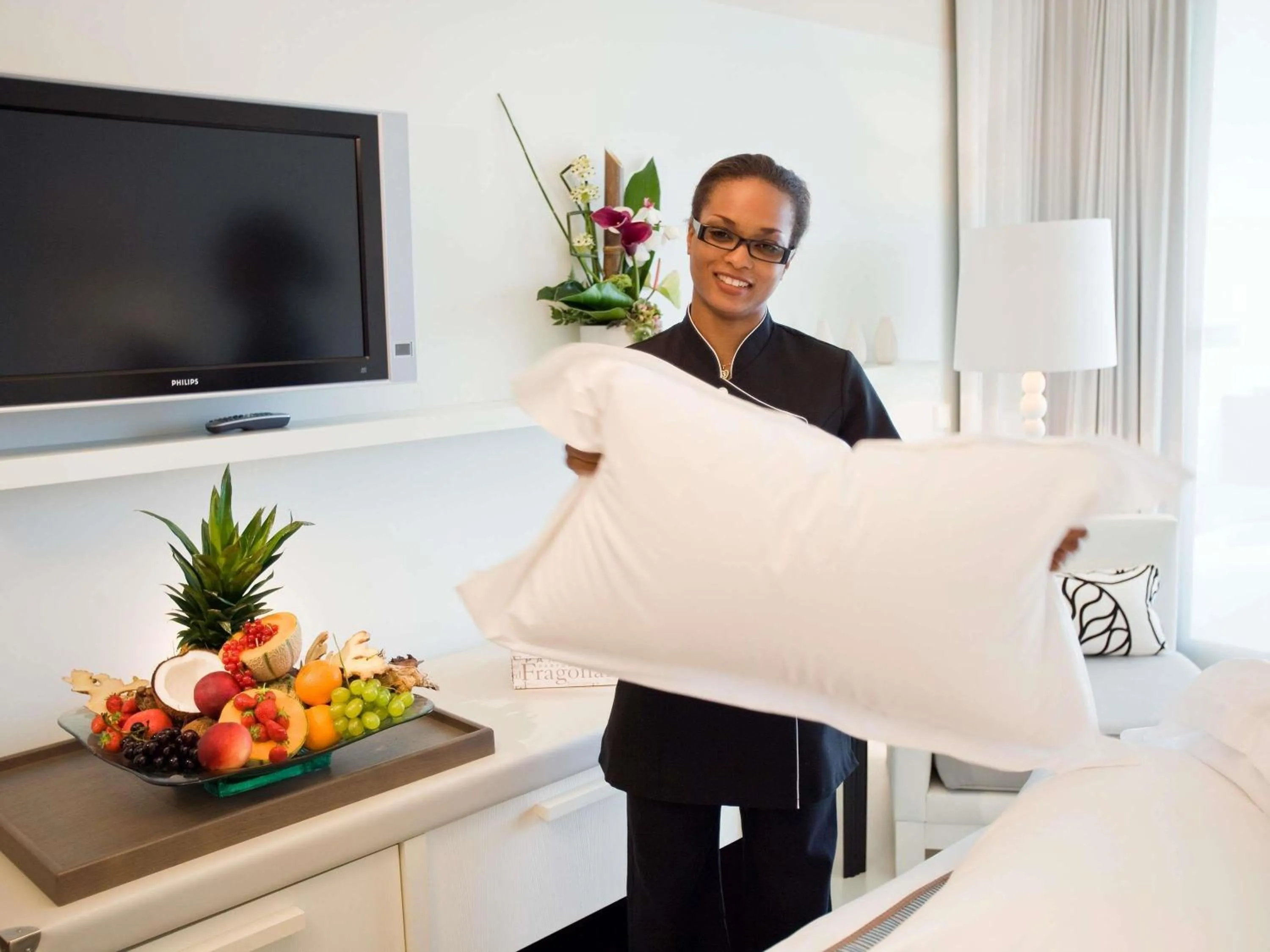 Bedroom in Pullman Cannes Mandelieu