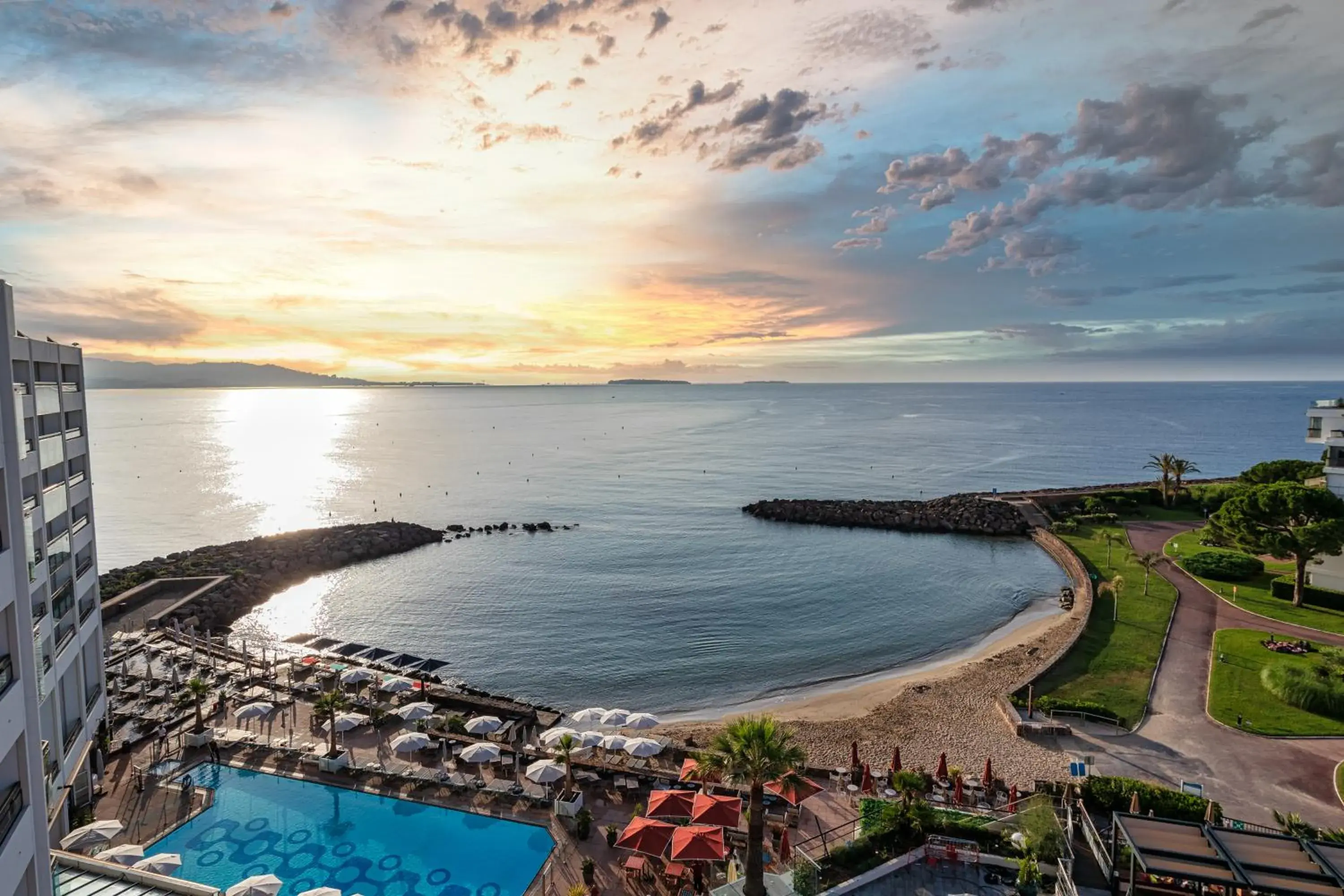 Property building in Pullman Cannes Mandelieu Property building in Pullman Cannes Mandelieu