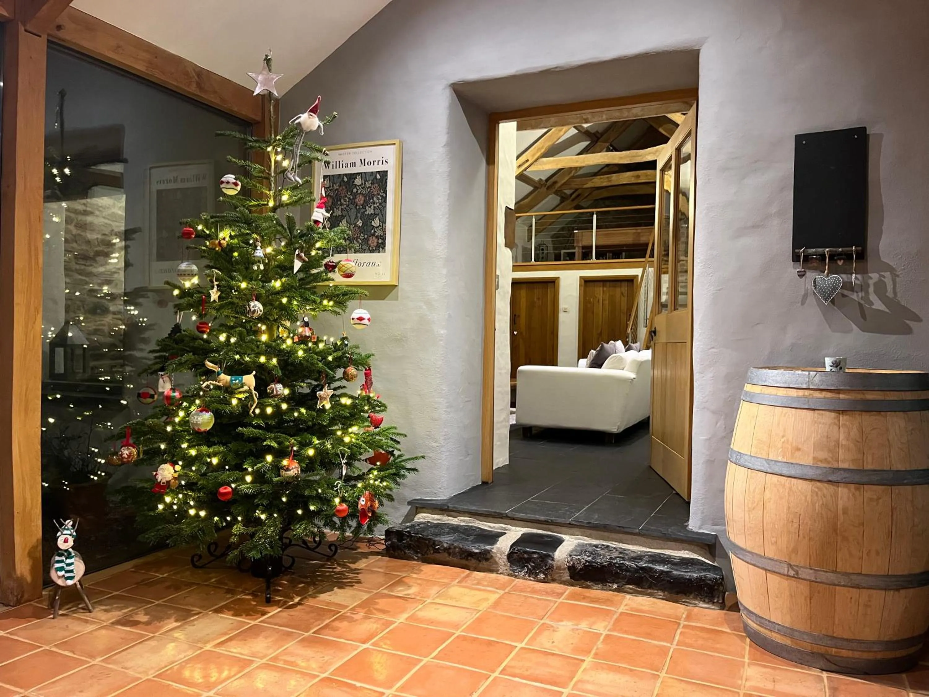 Dan y Graig Barn, Carmarthen