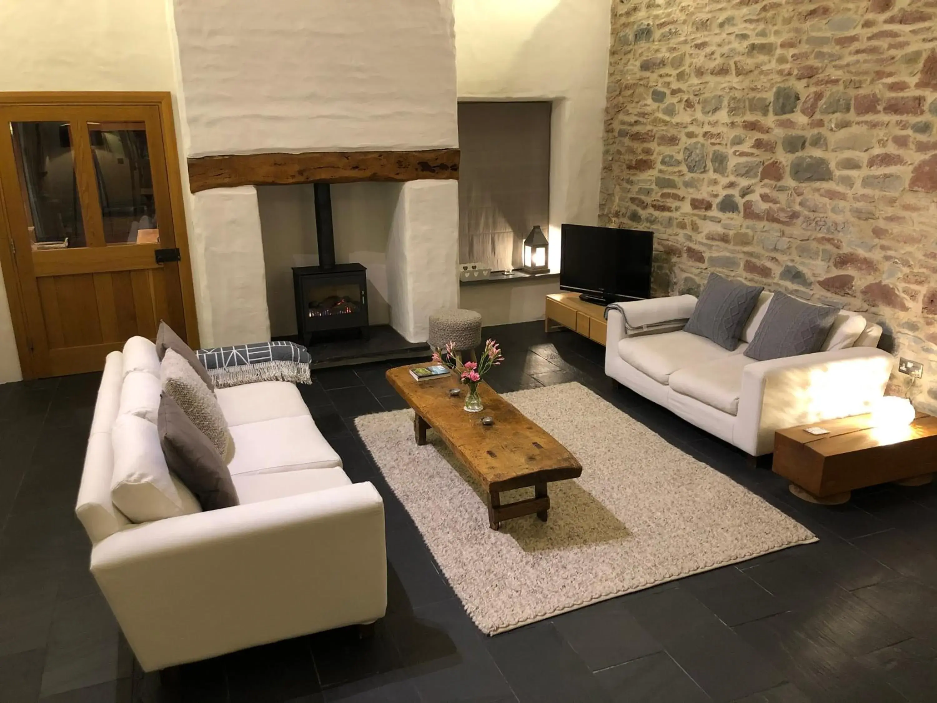 Dan y Graig Barn, Carmarthen Dan y Graig Barn, Carmarthen