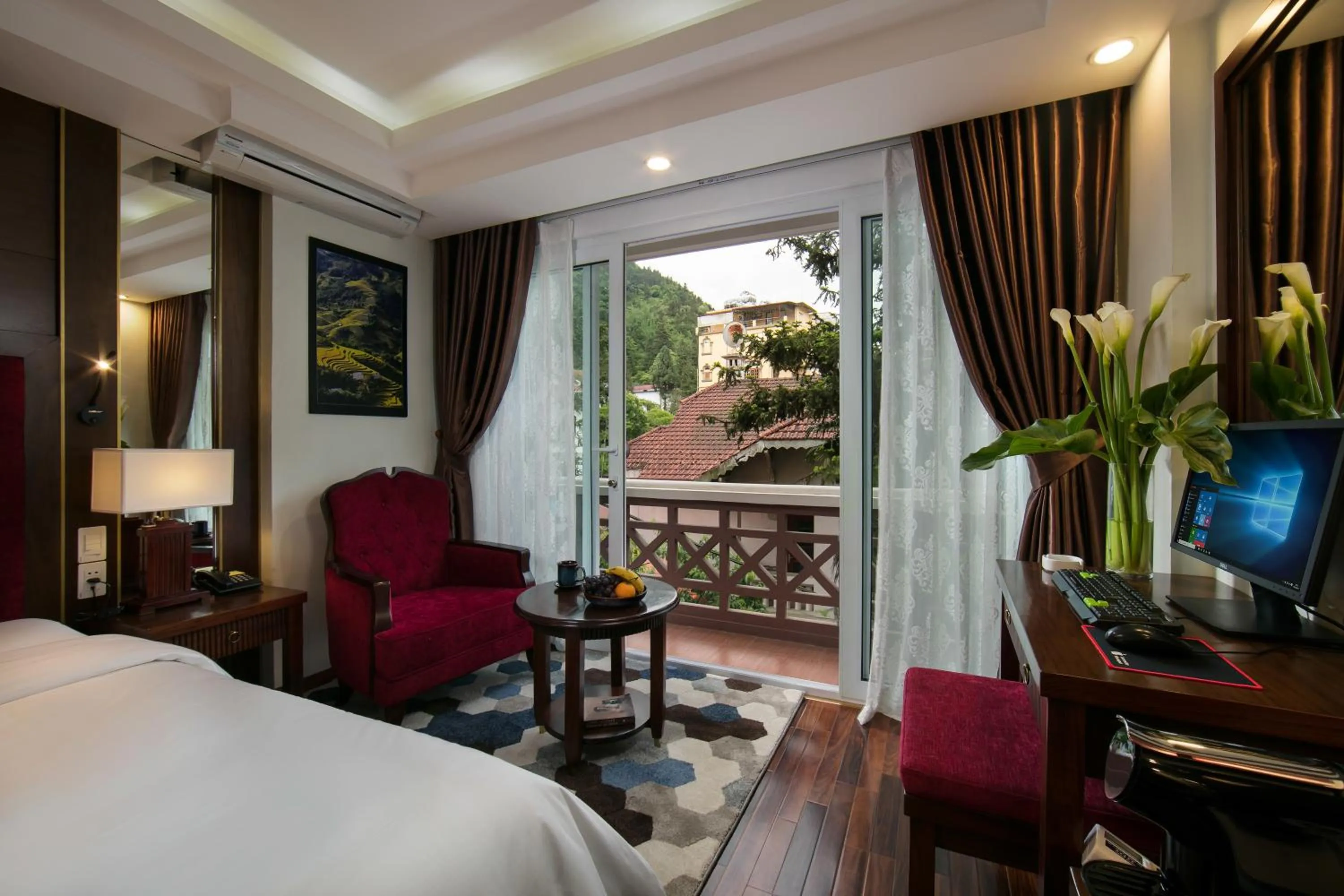 Seating area, Bed in Sapa Horizon Hotel