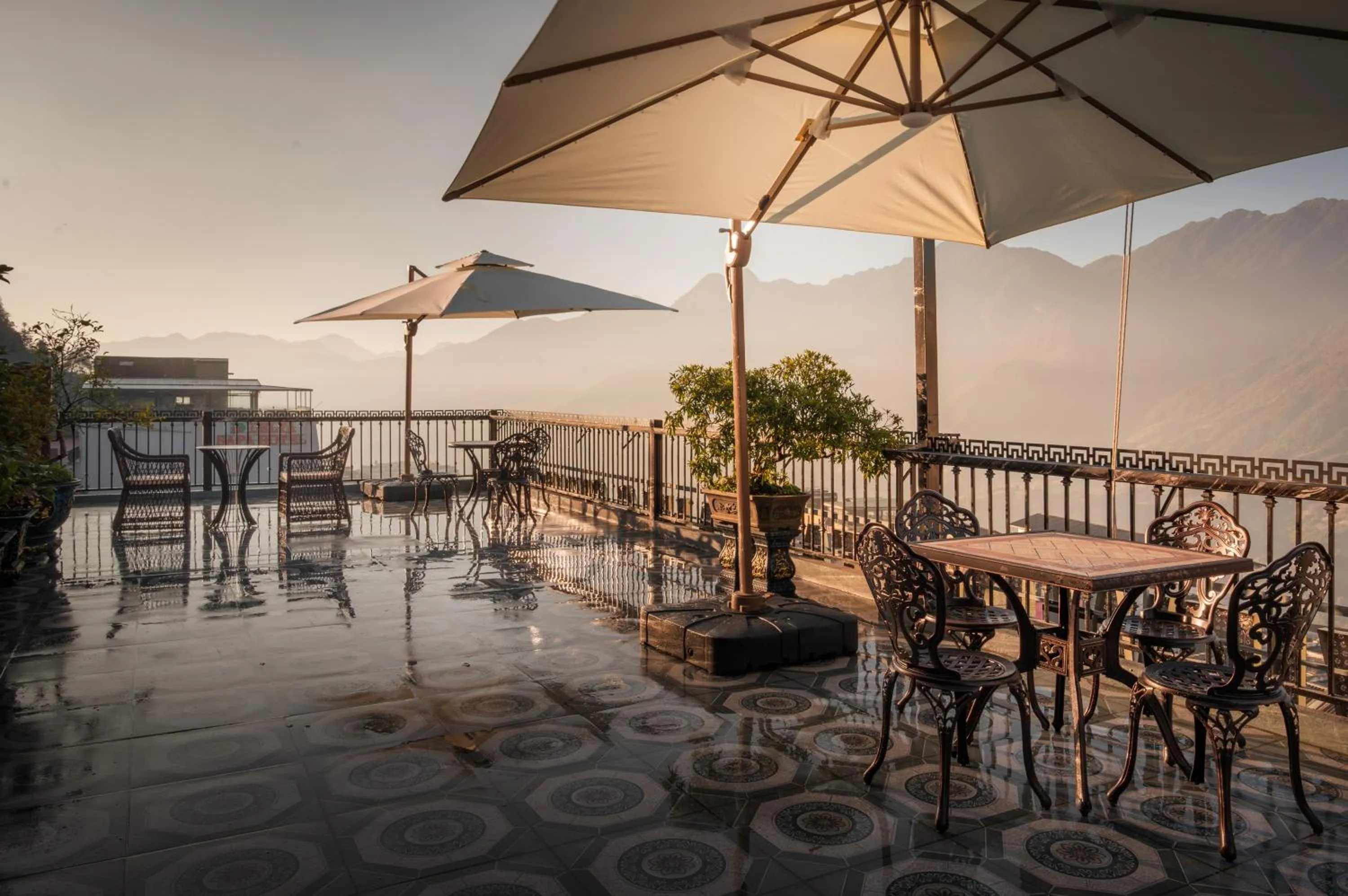 Restaurant/places to eat in Sapa Horizon Hotel