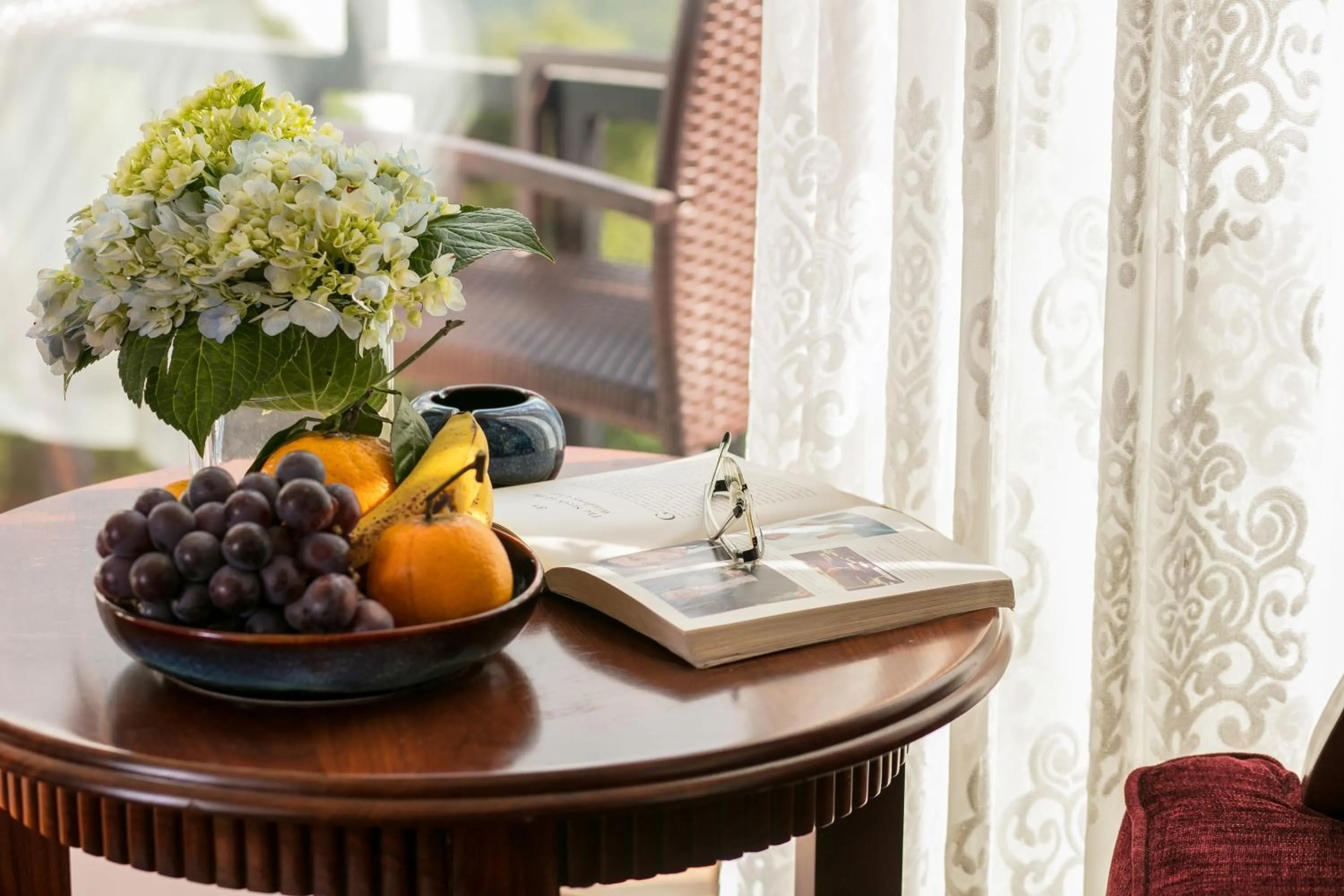 Library in Sapa Horizon Hotel