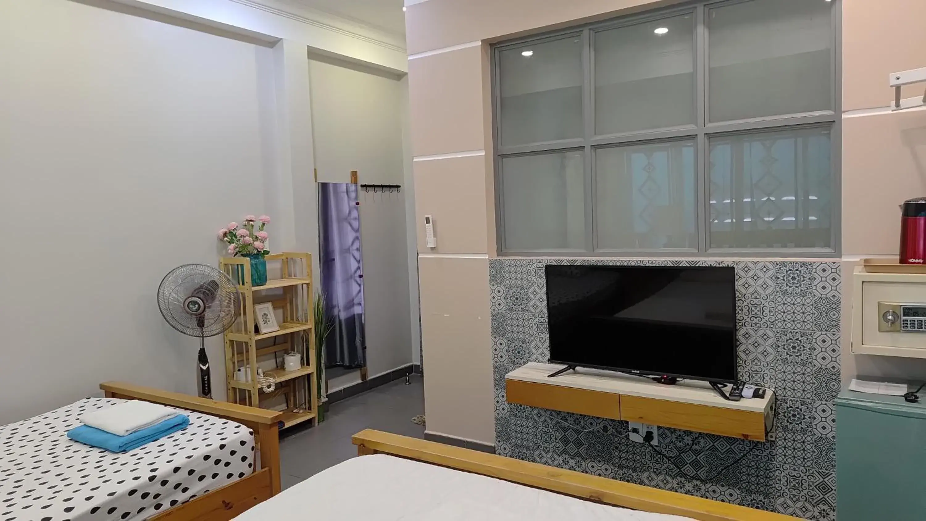 TV and multimedia, Bed in Long Hostel TV and multimedia, Bed in Long Hostel