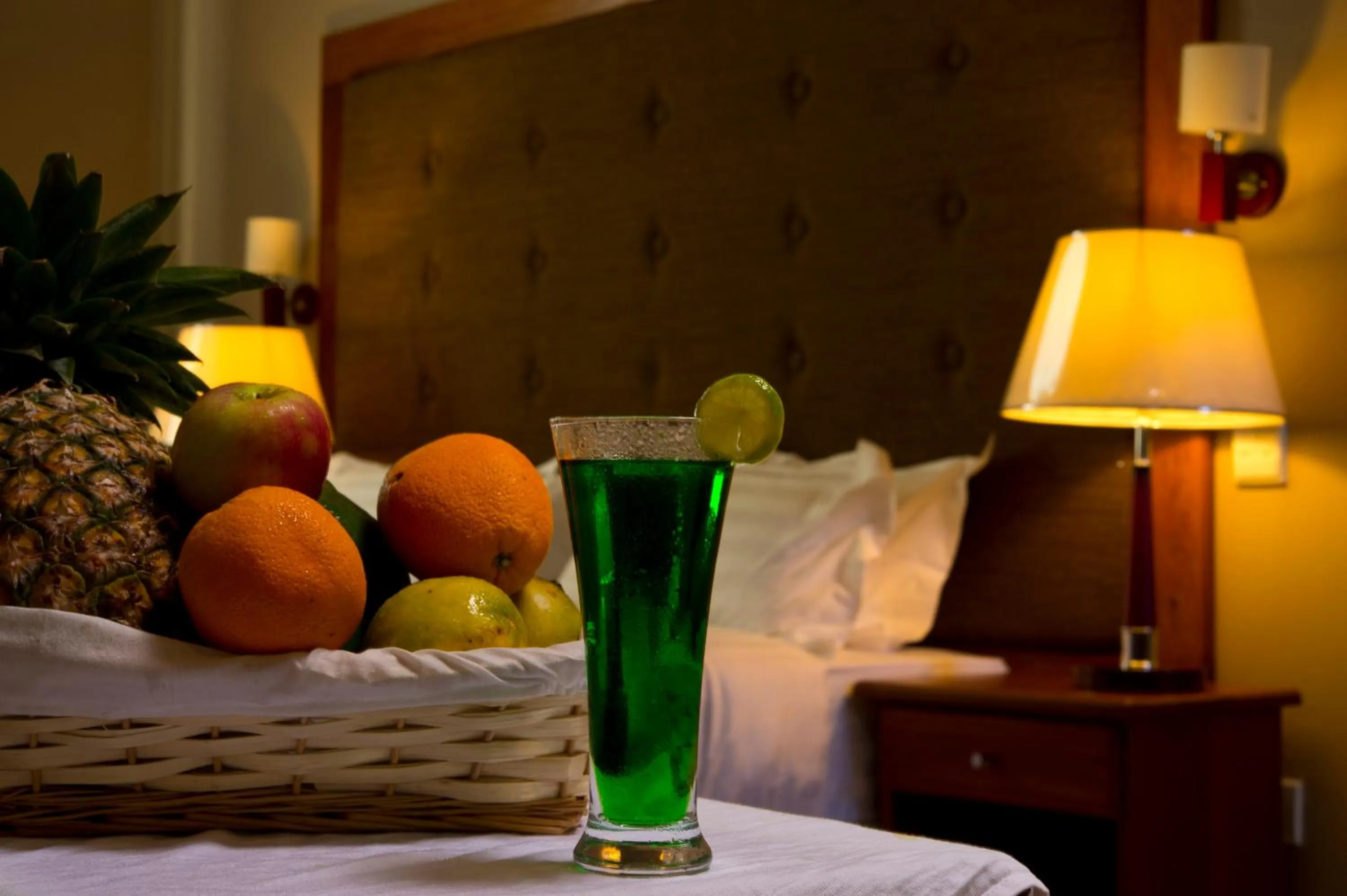 Pool view, Bed in Seascape Hotel