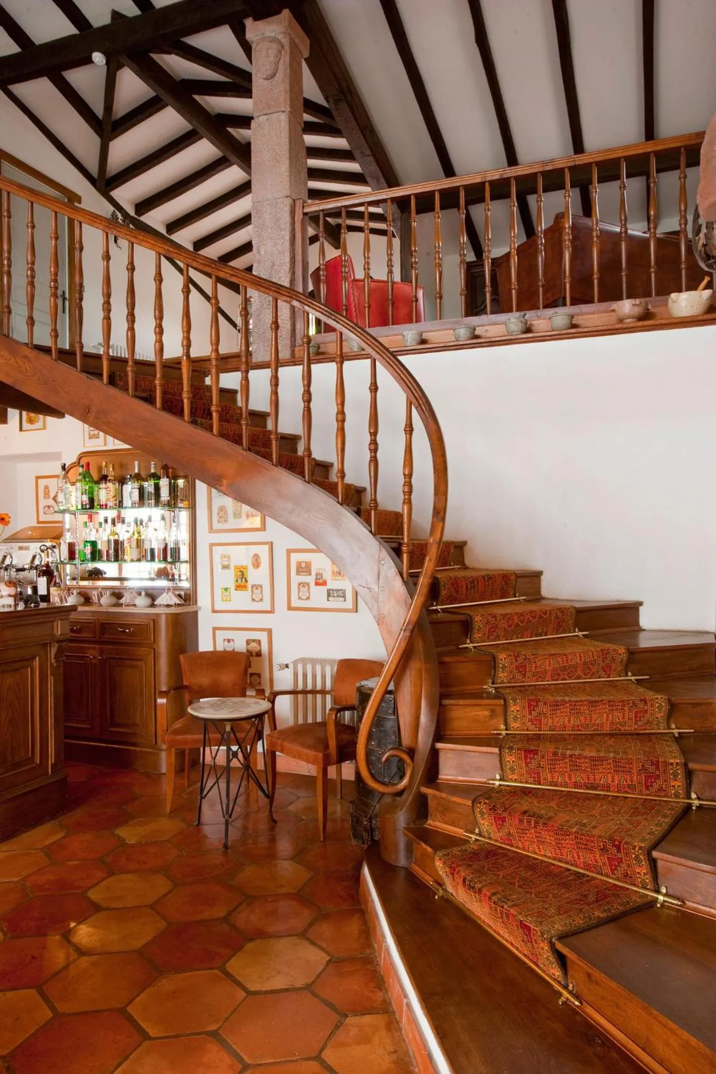 On-site shops in Auberge Ostapé