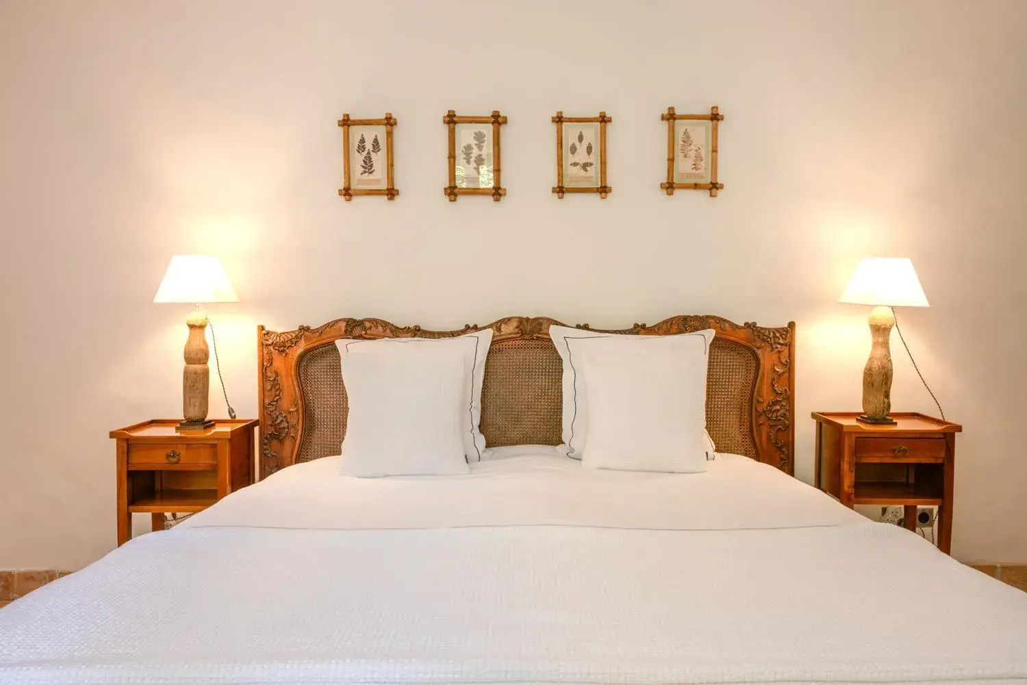 Photo of the whole room, Bed in Auberge Ostapé Photo of the whole room, Bed in Auberge Ostapé