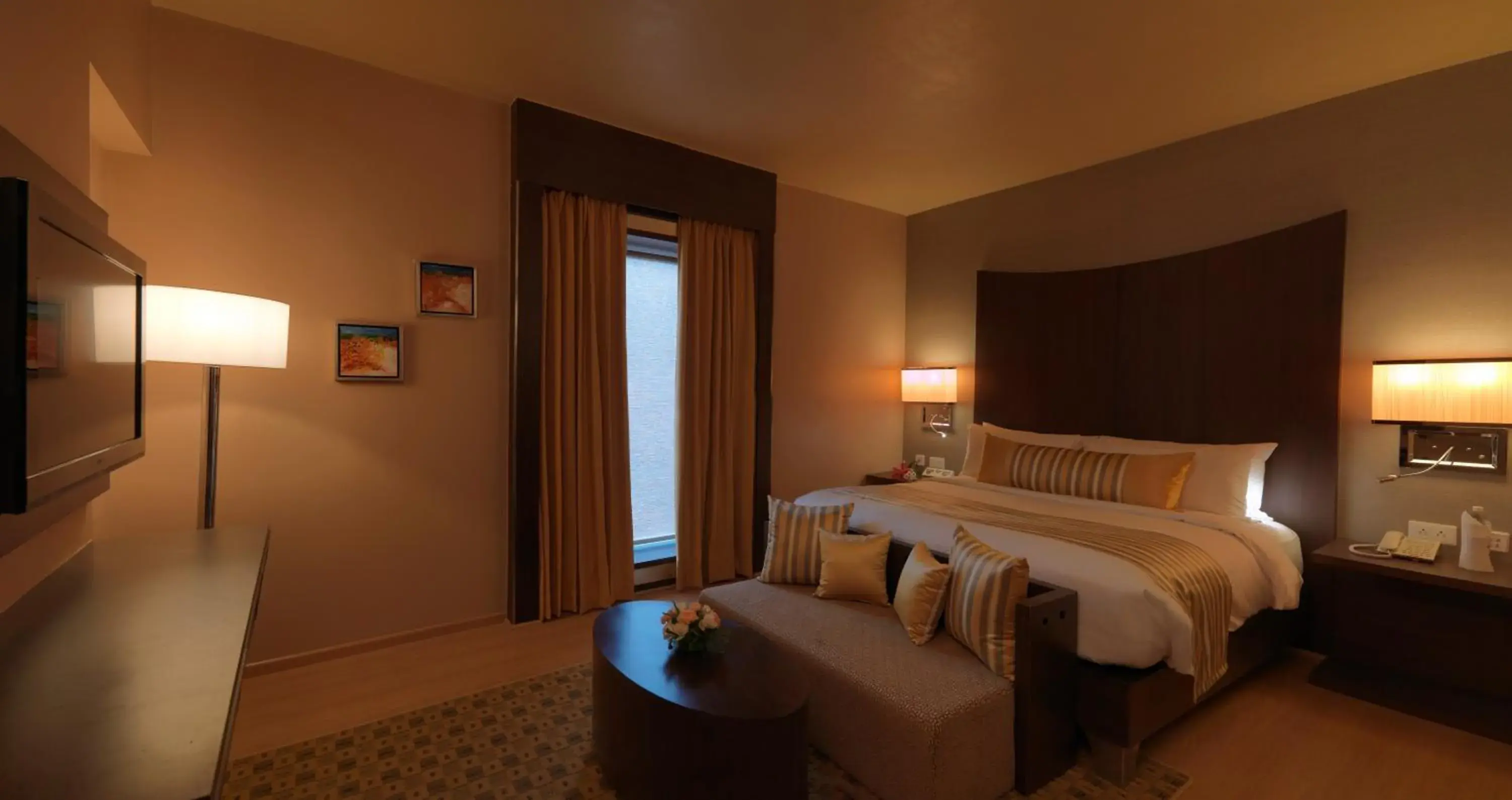 Luxury Double Room in The Quorum Luxury Double Room in The Quorum