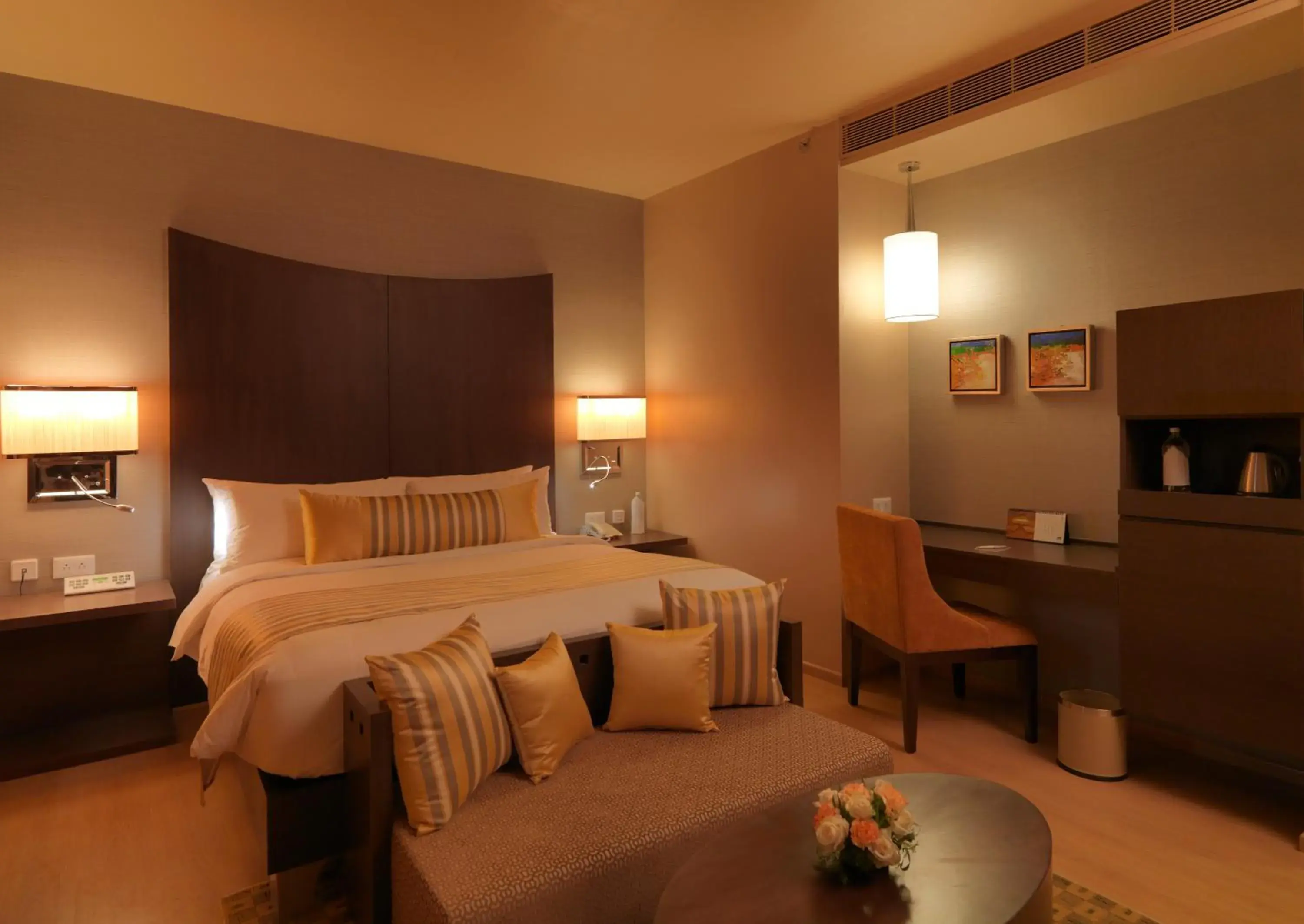 Bed in The Quorum Bed in The Quorum