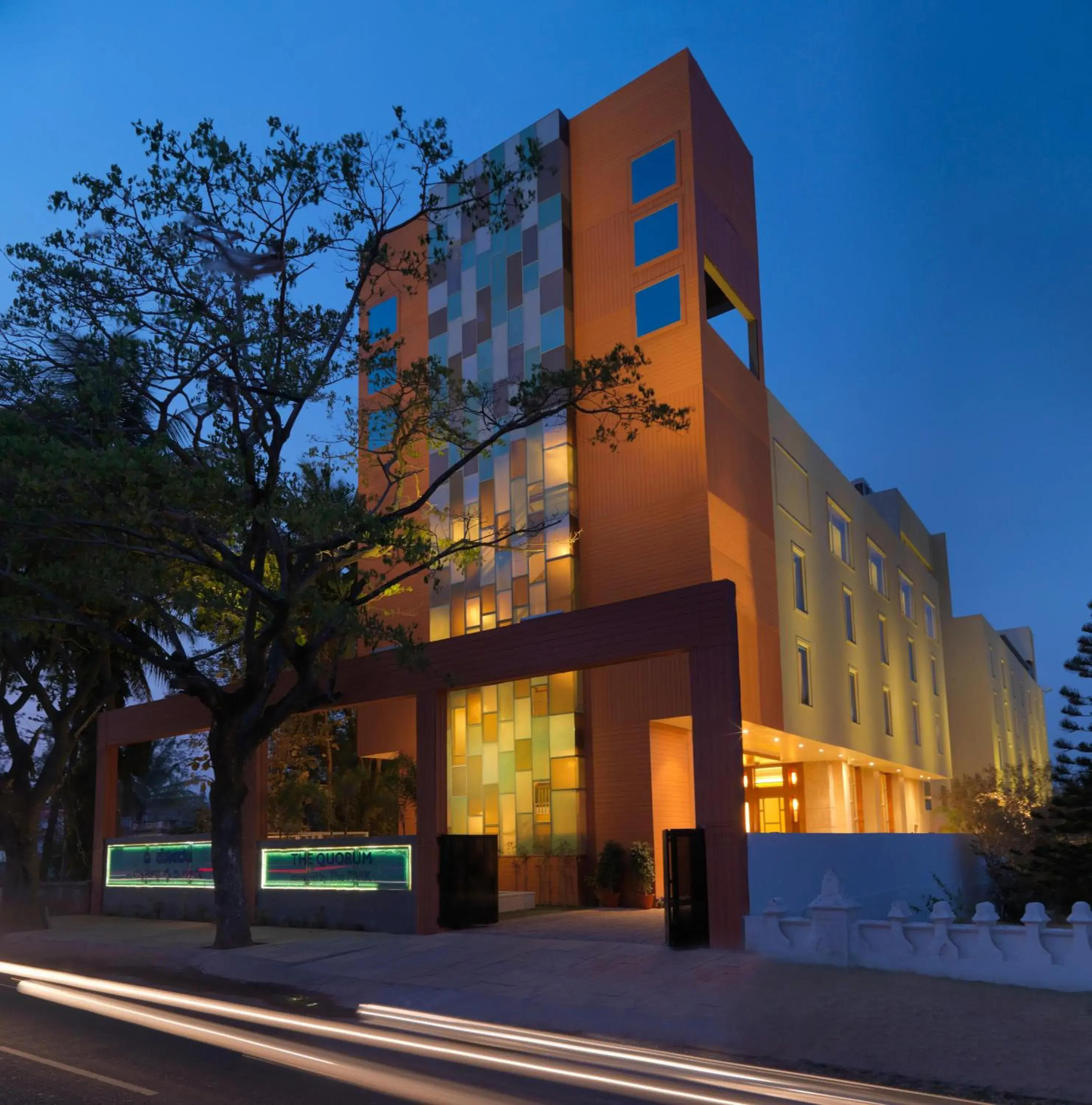 Facade/entrance in The Quorum Facade/entrance in The Quorum